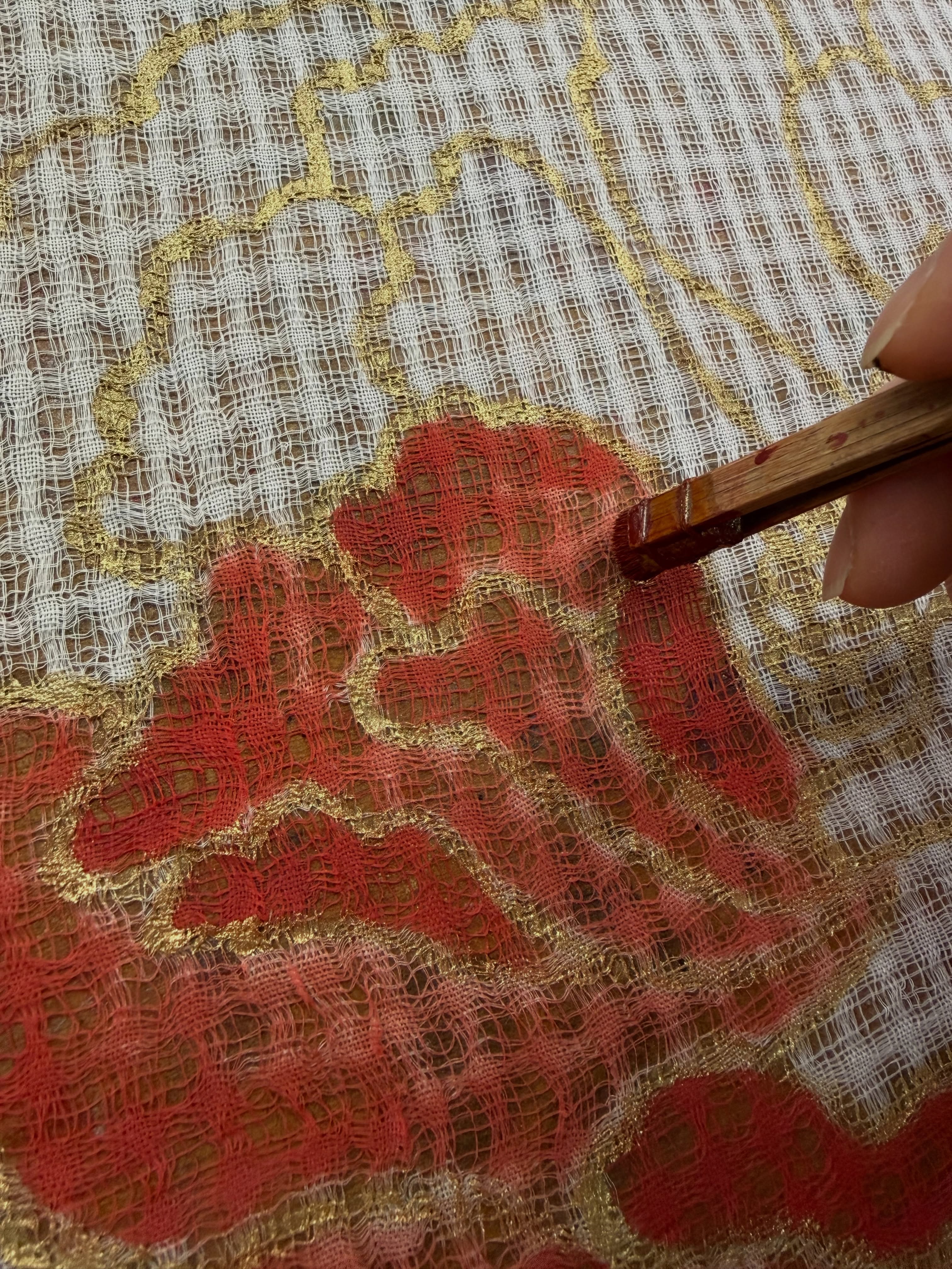 手描き牡丹が美しいコットン手染ぼかしストール
一点ずつ京友禅の職人が描いています
他にはない逸品です
#牡丹 #京友禅 #peony #大人ファッション #京都