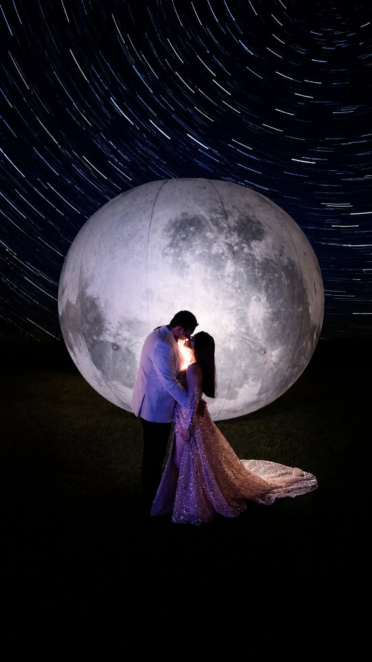 La boda de Lily y Juan Carlos! Nada hace que una boda sea mas romántica qué la lluvia! Y a nosotros nos encantan los videos de bodas donde la lluvia empapa a los novios y ellos disfrutan de un momento muy romántico y mágico.
.
Lily y Juan Carlos tuvieron uno de los momentos mas lindos este gran día en su boda civil
.
Bride. @lily_sounds
Groom. @jc.hdz23
.
Venue. @lafincadesantiago
Juez. @
Moon. @instant.lunar
.
@fujifilmmx SOOC
.
#weddingday #destinationweddingphotographer #bodas #weddingphotography #weddings