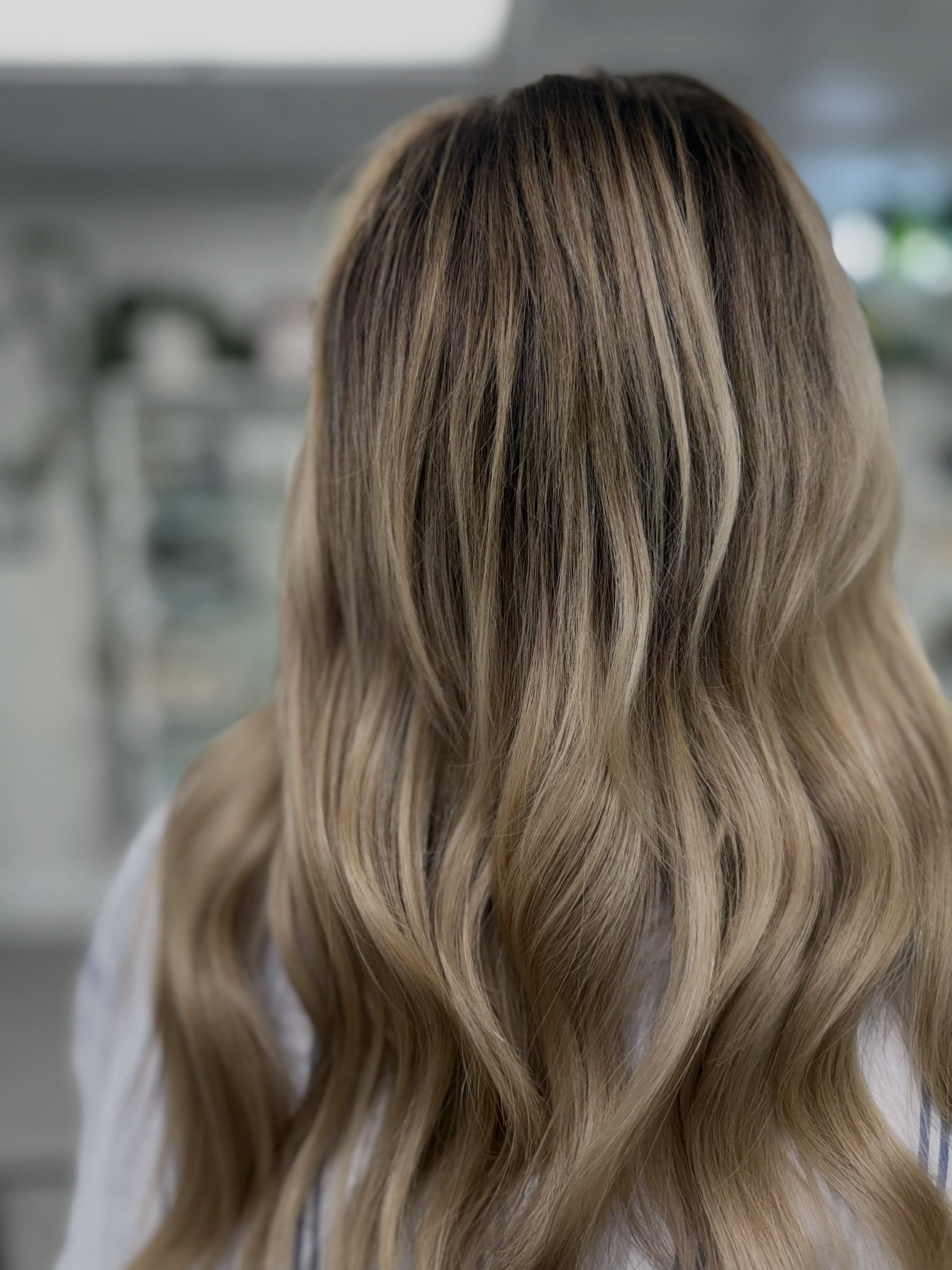 That seamless blend though 👏
If you know, you know… this is what a well-executed IBE transformation looks like.
✨ Hidden beads
✨ Maximum blend
✨ Dimensional blonde placement
✨ Lived-in grow out
✨ No bulky rows
✨ Hair that moves like it’s your own
Swipe to see the magic behind the blend. ➡️
The goal isn’t “Can you tell she’s wearing extensions?”
The goal is you can’t.
Strategically placed rows + custom color work + a seamless cut = natural-looking fullness, length, and confidence.
Thinking about extensions but worried they’ll look obvious, feel bulky, or damage your hair? That’s exactly why we offer consultations first, in salon and ✨NEW VIRTUAL✨ options to best suit your lifestyle. We’ll create a custom plan based on your hair, lifestyle, and goals.
📍Neon Heart Salon | Johnston, Iowa
🤍 IBE® Extensions
✨ Custom Color + Extensions Specialists
Comment EXTENSIONS or send us a message to learn more.
#IBEextensions #InvisibleBeadExtensions #DSMIBE #ExtensionTransformation #LivedInBlonde