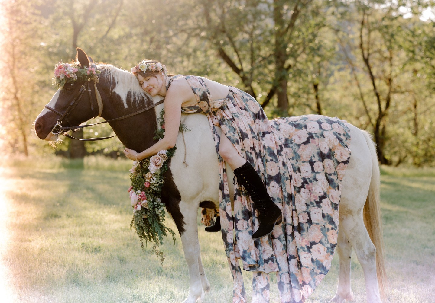 Horses, mountains, flowers, pretty ladies, kind humans, a dream come true!
#oregoncoastwedding #oregonweddingphotographer #pnw #pnwphotographer #pnwphotography #pnwonderland #oregoncoastweddings #oregoncoastphotographer #elopeinoregon #oregonelopement #oregonelopementphotographer #oregonweddingvenue #oregonweddingplanner #oregonadventurewedding #oregonweddingideas
#portlandweddingphotographer
#crookpoint
#oregonbride
#brookingsoregonphotographer
#brookingsoregonweddings
#oregonbeachweddings
#beachelopements
#desitnationwedding
#elopeinoregon
#oregonphotographers
#editorialphotographeroregon
#crescentcityphotographer
#oregondestinations
#oregonsanddunes
#oregoncoastline