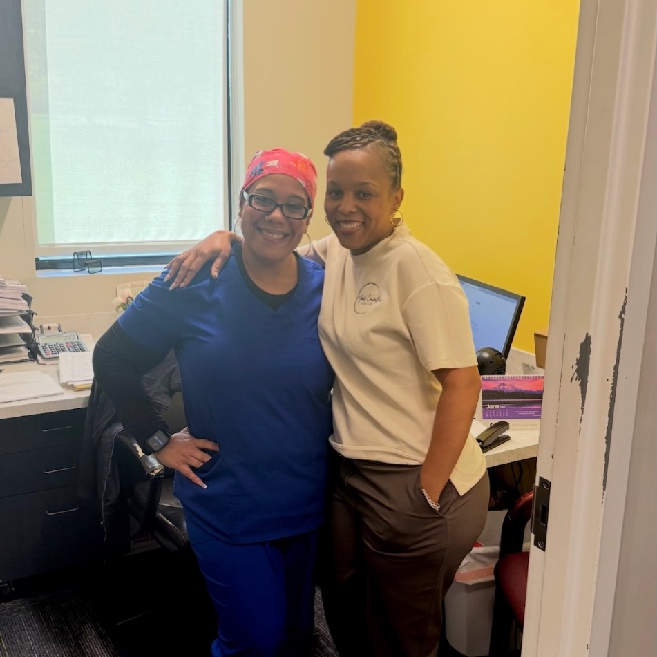 One of the best parts of what we do is the people we meet along the way.
Over the years, we’ve had the privilege of partnering with some truly dedicated, hardworking professionals, and Nicole from @firstclasspediatricdentistry is definitely one of them. Her passion, leadership, and commitment to her team and patients are inspiring.💕
