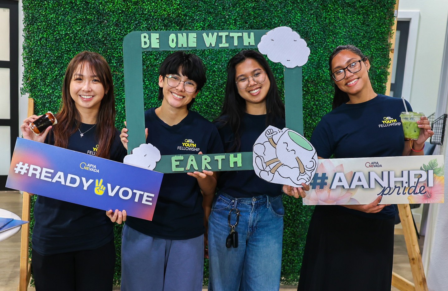 Throwback to our Advocacy Closet! 🌎💚 Since today is #WorldRefillDay, we're looking back at the day our community came together around reusability and environmental justice at our mini thrift market. ✨
Folks learned how policy shapes our neighborhoods and thrifted from local vendors. Big thank you to @popcafe_lv for the matcha and pizza, and to @asiansarisarimarket for the spam musubis! 🍵
#OneAPIANevada #Thrifting #LasVegas