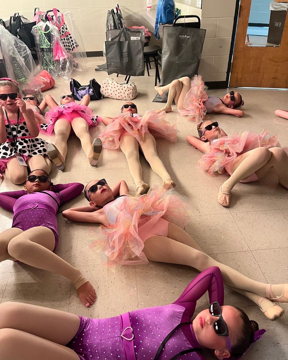 As summer classes get going, we are still thinking about our last recital π₯°. Enjoy a few behind-the-scenes photos. These moments hanging out backstage will be remembered forever!
πππ
#staugdance #staugustine #stjohnscounty #worldgolfvillage #nocatee