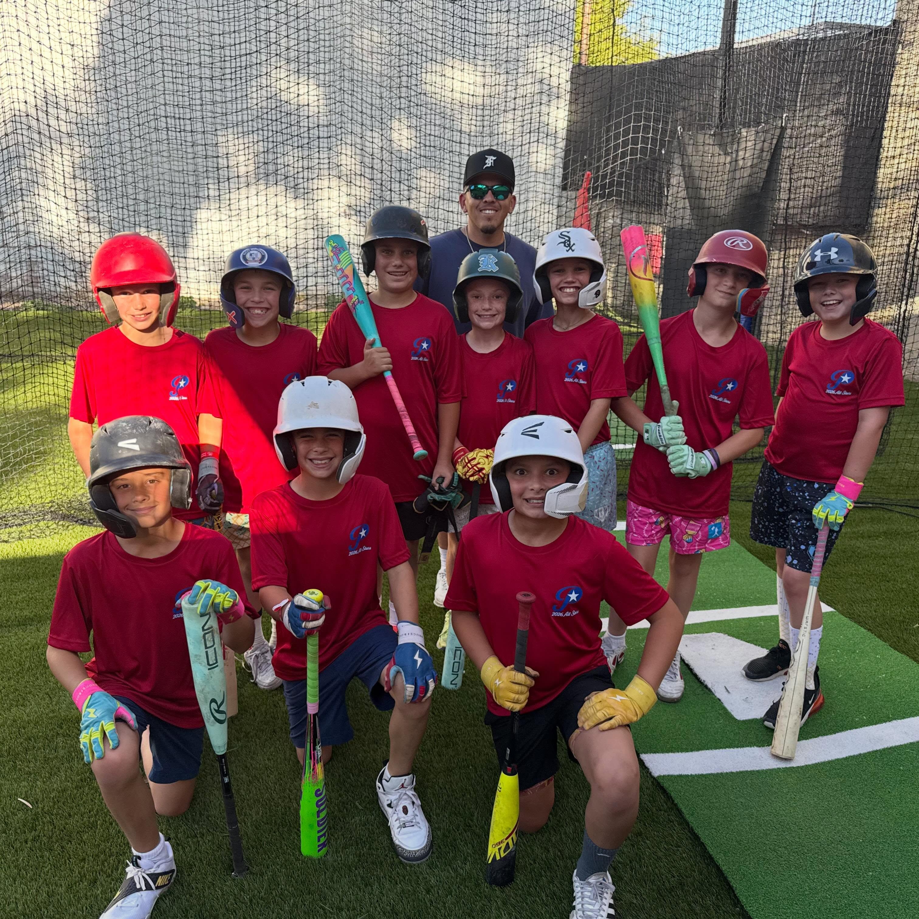 BIG SHOUTOUT TO THE @pasadenasouthwestlittleleague 10u All-Stars!!!
They came to the Outdoor Facility to get extra work to bring back home a banner and go Back to Back ⚾️‼️
Go Get Them Boys !!!