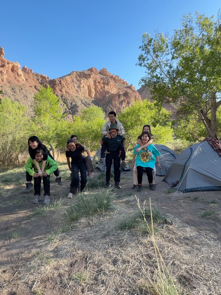 03.04.2026 - 16.04.2025 ๐บ๐ฟ๐ฐ๐ฌ๐ฐ๐ฟ
Spring has officially sprung ๐ผ Our first spring trip was filled with horse riding, camping, (longer) hikes, a touch of craziness, and loads of fun ๐