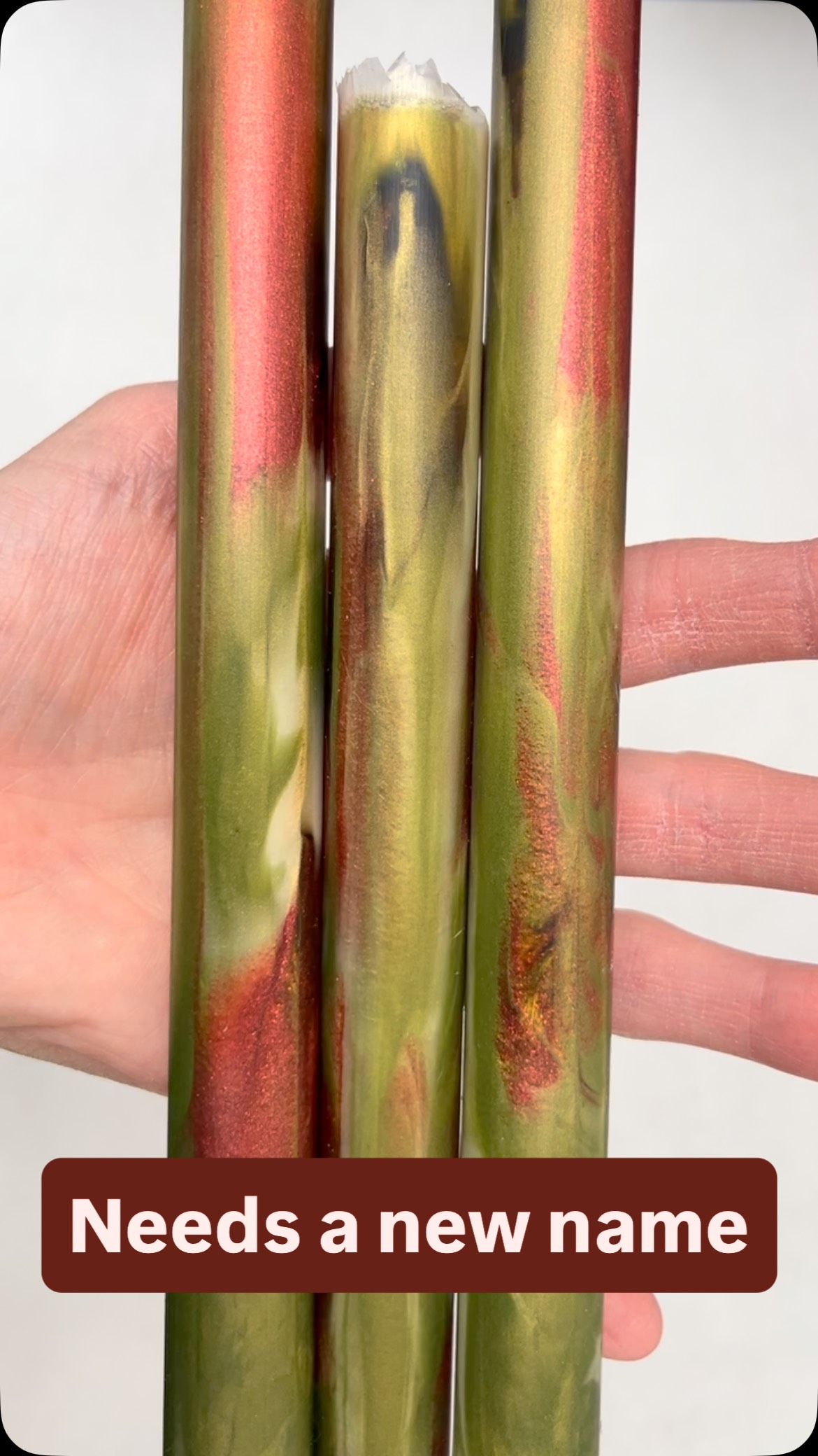 What does this new colour mix remind you of?
#penblanks #penmaker #resindemolding #penblankmaking #handmadepen