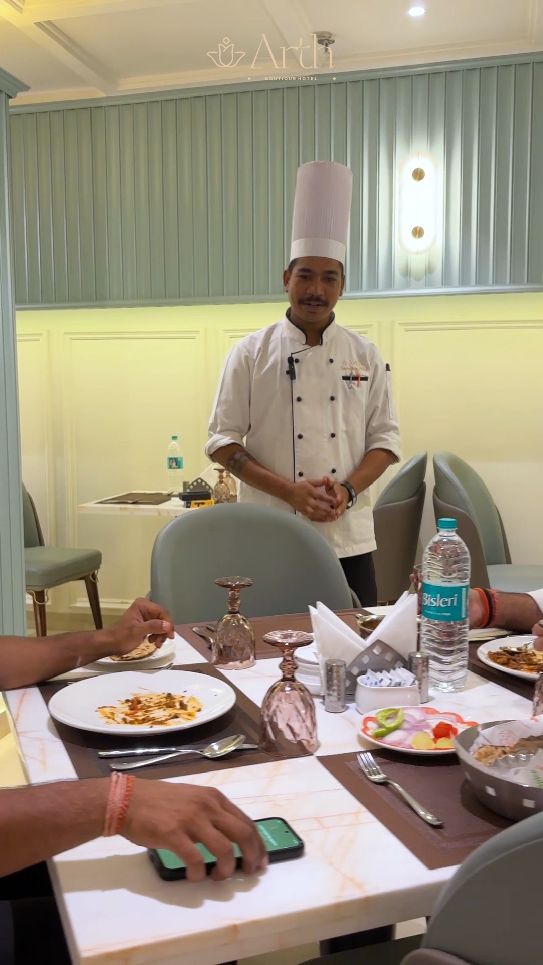 🍕💫 Good food brings people together. Enjoy every bite in a cozy and stylish setting at Arth Boutique Hotel.
📍 Plot No. 29-A, Jhalawar Road, Near KTVS Garden, Dhanmandi, Kota, Rajasthan
📞 0744-277 3625 | 83069-79777
🌐 www.arthboutiquehotel.com
.
.
#ArthBoutiqueHotel #RestaurantInKota #FoodLovers #DinnerVibes #FamilyDining #KotaFoodies