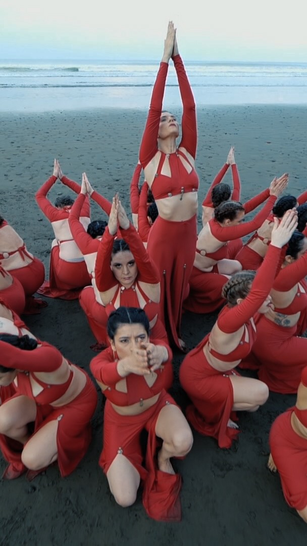 🎬 PREMIERE NOW 🔴 Tribal Pro. YouTube Channel “Ruin Videoproject by Olga Meos”
RUINS 🌊🇨🇷 project filmed in Costa Rica.
@naiararetreats Thank you to the organizers @ritacpuente @lydia_tassara and everyone who helped bring this project to life. ❤️
PURA VIDA!!! 🦥🌴
Music by @__ayia__
DANCERS ⭐️
@barbixtrilly @valenteenaianni_dance @kataya.chi @dawnxianamoon @aylalala_danst @_halien__ @lasya_shruti @enna.bellydance @solnazzar @sarima.ali @cat_woods92 @idastmartin @downtempbowl @nikitheo9 @laurasantana.s @mjbellydancexplor