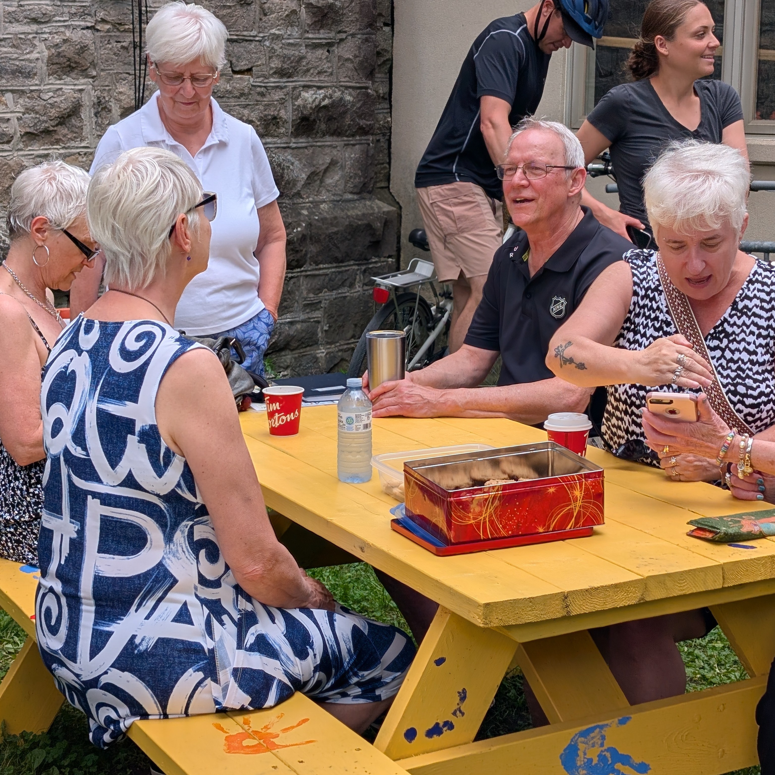 The 4C's - Community, Coffee, Cookies and Conversation.
Happening every Friday morning (weather permitting) on the front lawn of the church.
No agenda, no speeches, just community coming together and sharing some cookies.
