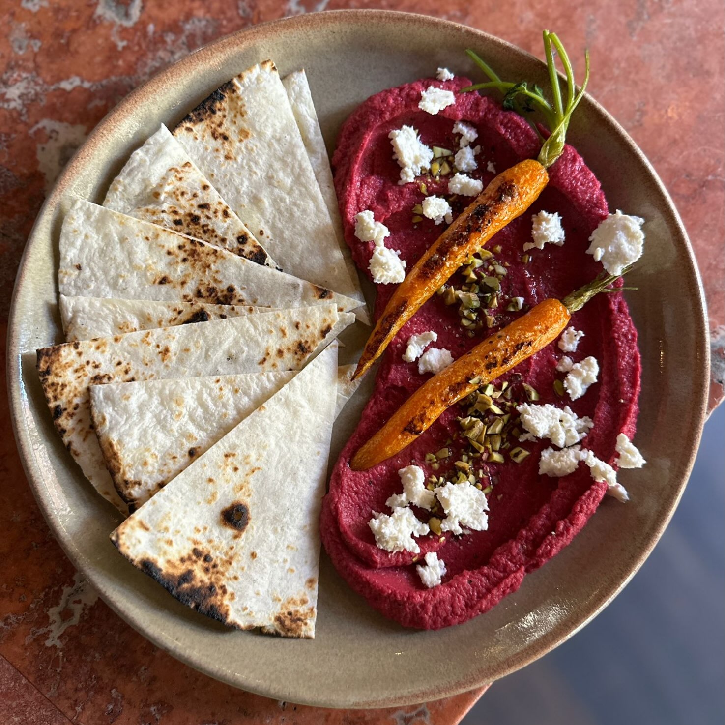 New item on the winter menu: Beetroot hummus with roasted baby carrots, ricotta & pistachios 🤝🥕