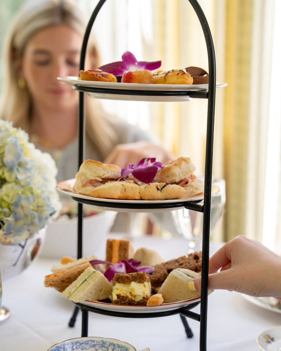 Join us for Afternoon Tea at Swan Coach House.
Enjoy premium teas, fresh-baked scones, savory bites, and sweet treats in our timeless dining room. No reservations are needed unless you have a party of 6 or more. Simply stop by Tuesday–Saturday from 11 AM–2:30 PM.
Visit the link in our bio to explore the full tea menu.