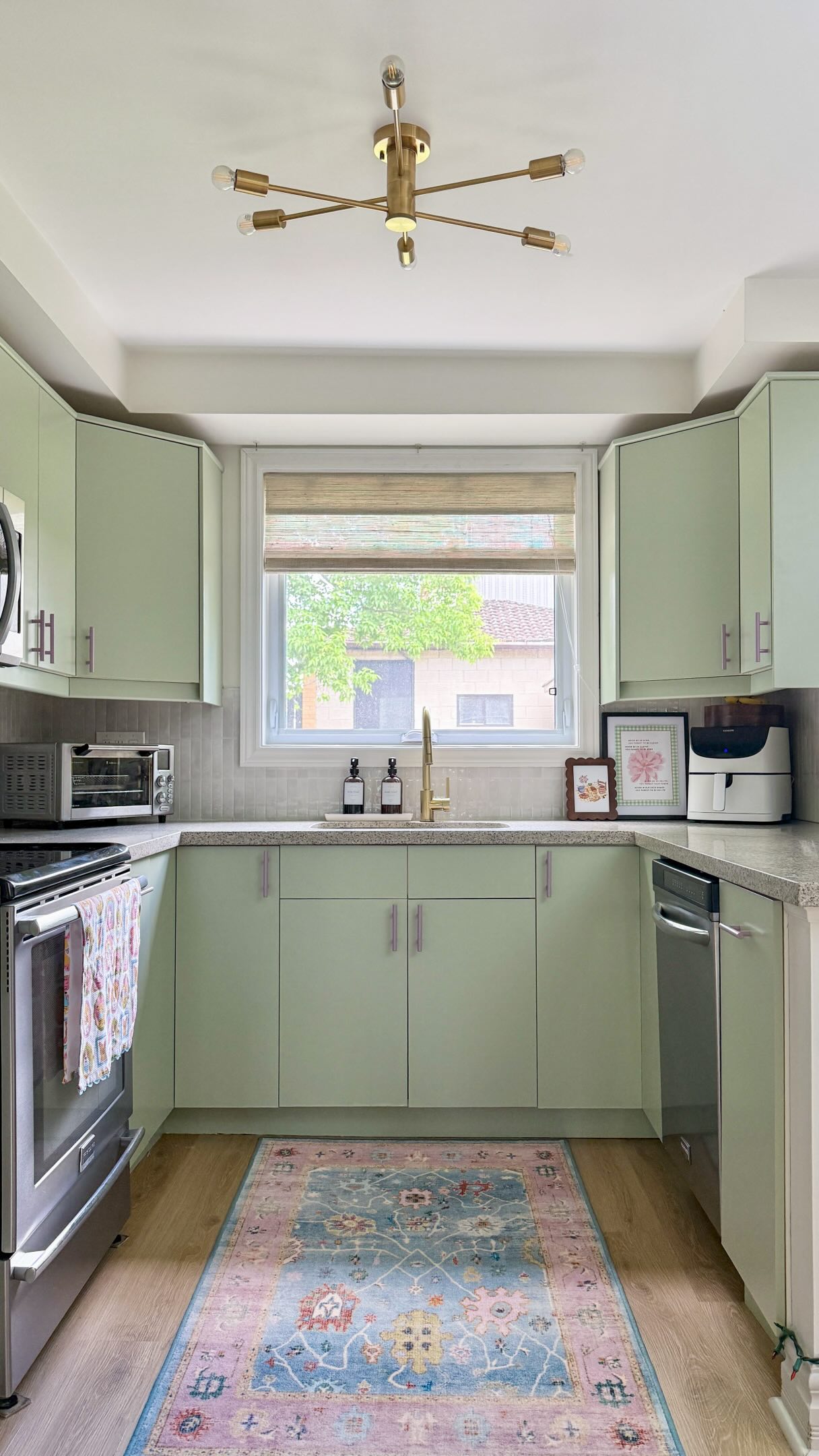 Painting IKEA cabinets? Here’s exactly how I did it…🎨✨
One of the most impactful DIY projects I’ve tackled in our kitchen so far!
See my kitchen highlight for more details.
#ikeakitchen #ikeahack #kitchenmakeover #kitchendiy #paintedcabinets
painted kitchen cabinets, colourful home, ikea kitchen hack, kitchen refresh, green cabinets