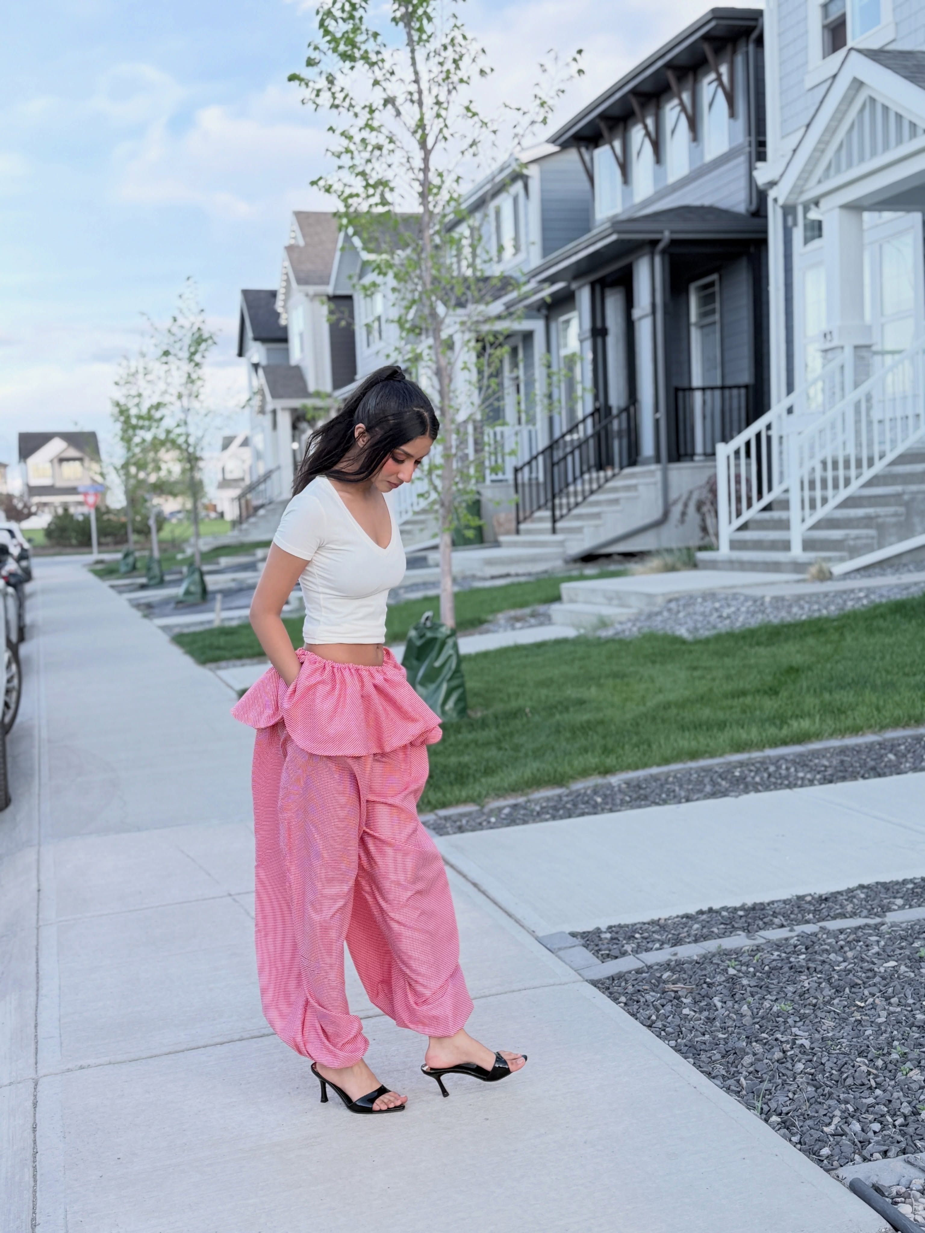 Bold. Comfortable. Unforgettable.
The question isn’t “Where are you wearing it?”
The question is “How many compliments are you ready for?”
✨ LOLU Pant by PHASE DESIGNS ✨