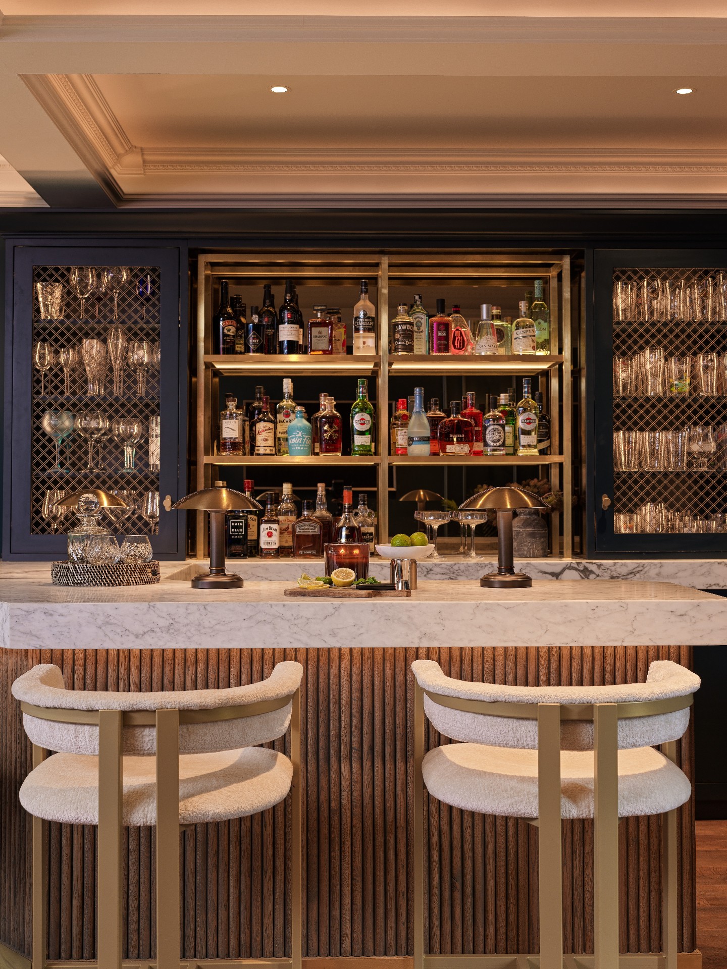 L A K E H O U S E | Despite it being beach season, all of this rain has got us remising about the bar at Project Lakehouse. Looks like a pretty good hideout to us, would you agree?