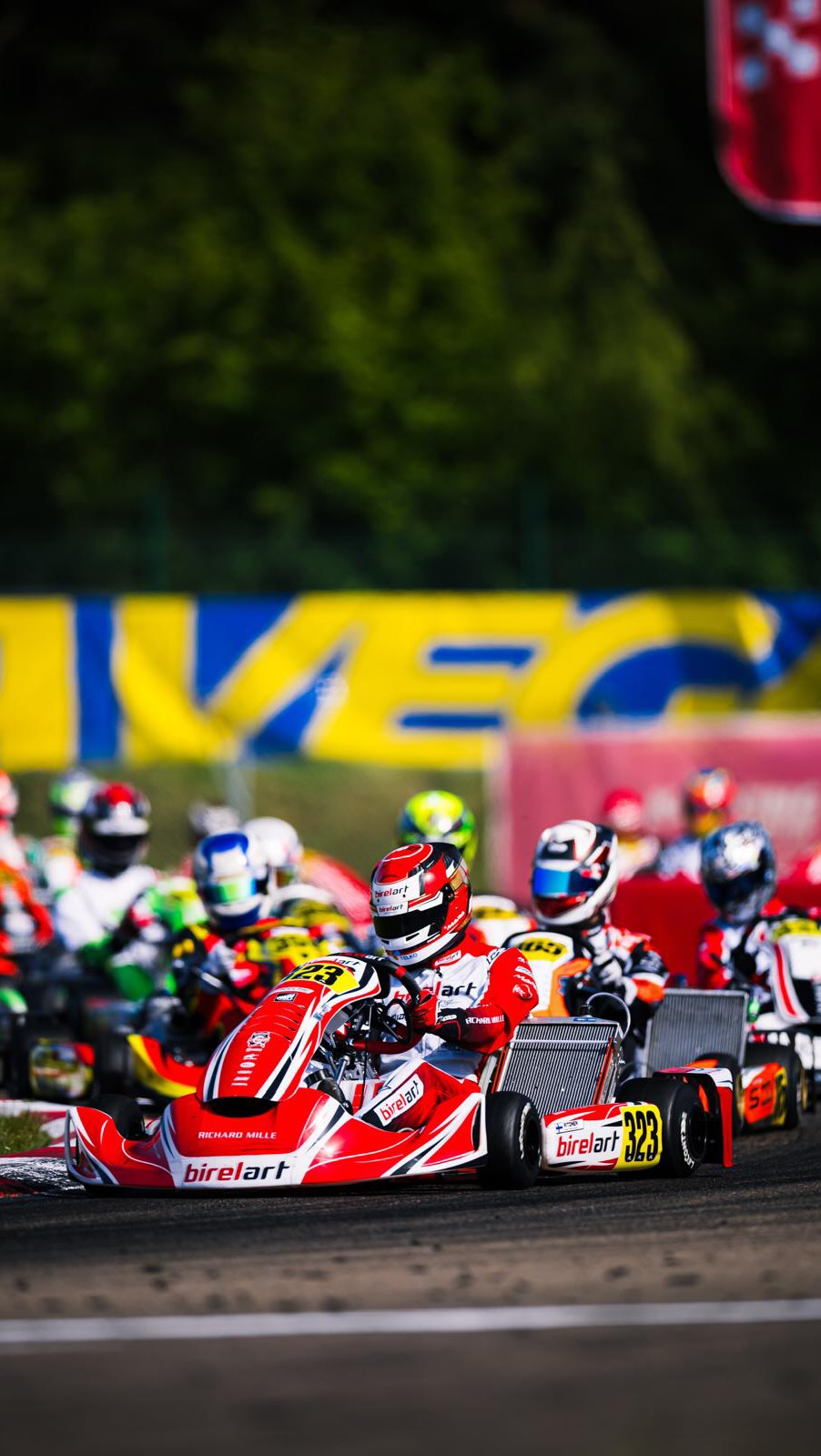 Throwback vibezzzz from @fia.karting.championship Genk 🇧🇪👋🏼
📹 video from one and only @matteoessevisuals
#mara #karting #birelart #foryou #reels