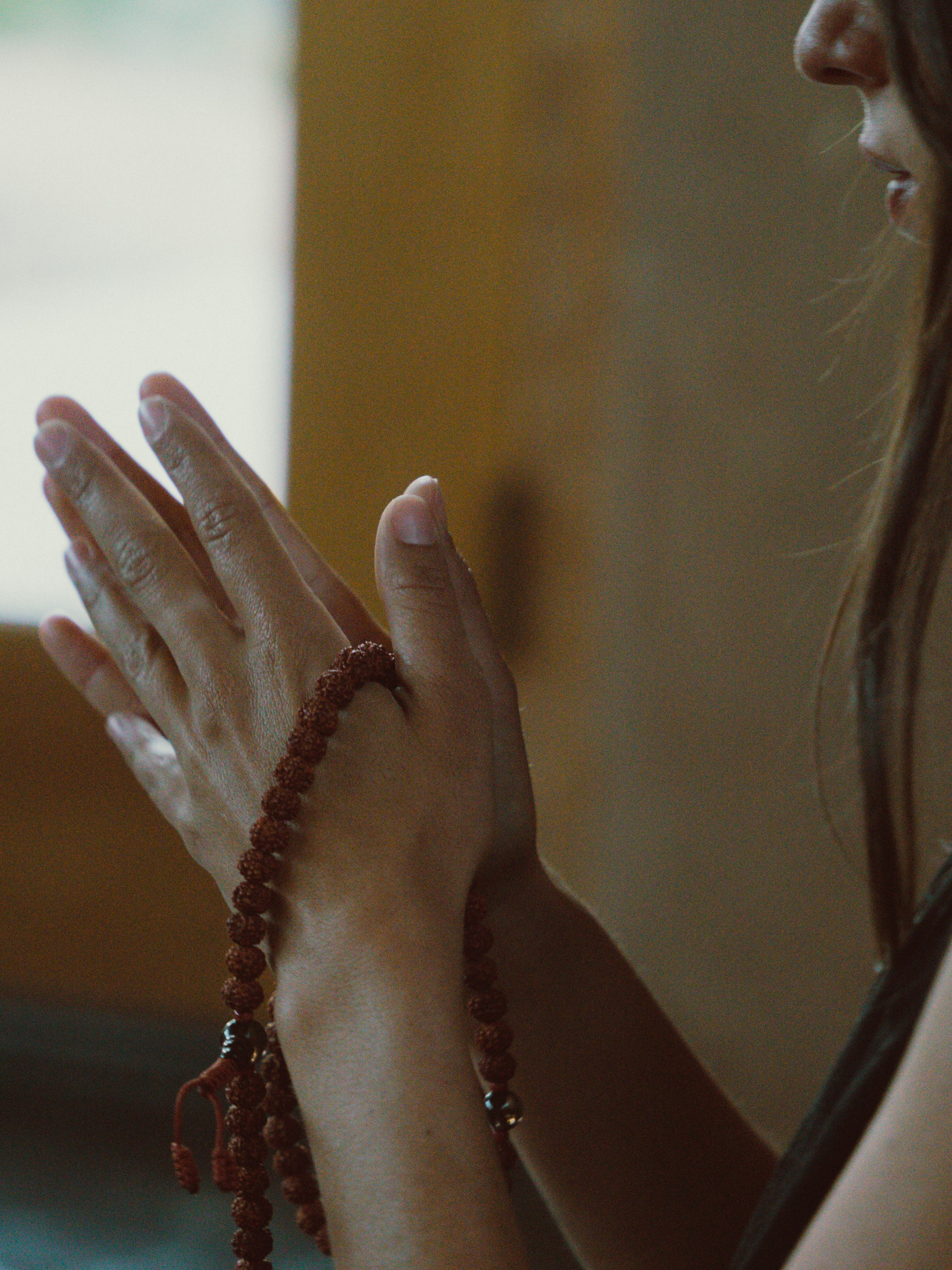 May we have the courage everyday to come back to ourselves
To meet our mind
To uncover what lies underneath the movement
To meet the moment with a full breath.
Shanglon inspired rudraksha, coral, and smokey quartz mala coming soon... ✨📿
#mala #meditation #yoga #vajrayana #buddhism