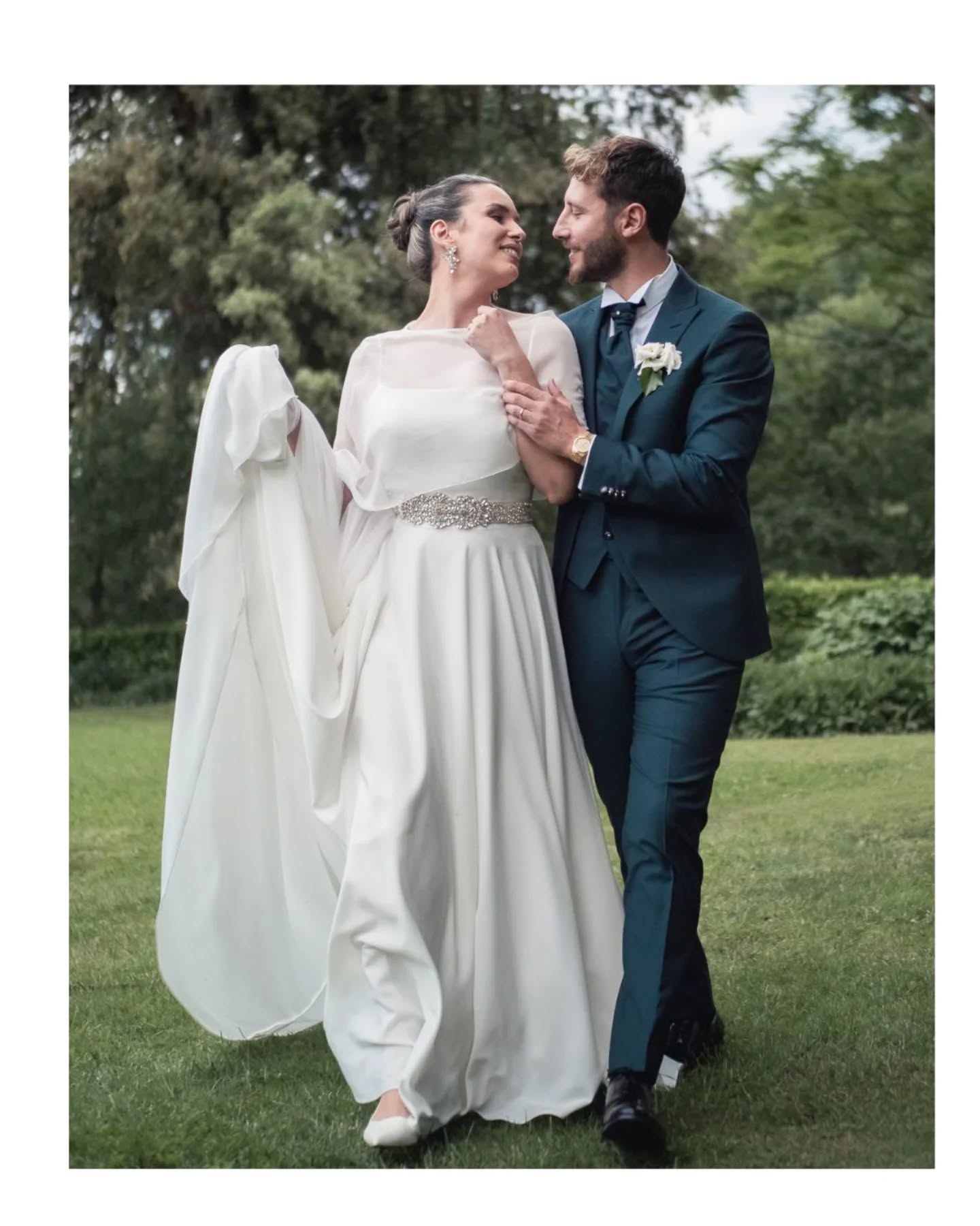 Stefania e Andrea
@berzissima @andyago23 fotografati da
📸 @nickgritti_wedding
Location @castello.di.clanezzo
Flower design @_redifiori_
Make up @debora_makeup_artist