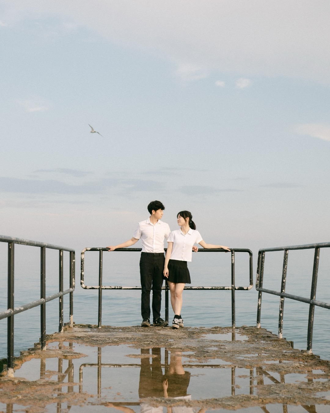 c-drama inspired shoot with m+m catching the dreamiest sunset ✨
