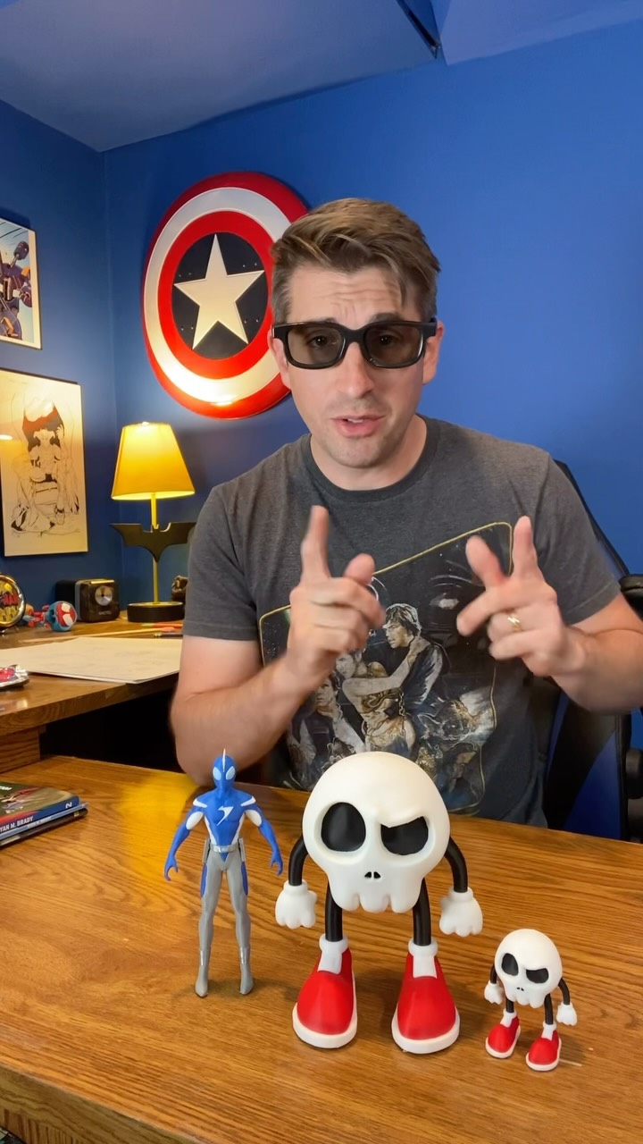A SDCC update: We’re 5 weeks away from the con, a good time to share the promising results of Project 3D. My ace team has been working round the clock to master the 3rd dimension! And while this video is clean and concise, trust me when I say that there were multiple prints in PLA and resin before we achieved these beautiful pieces. These guys will be with me in San Diego and all future shows!
Again, I am a master of two dimensions and I would not have these awesome prints without the help of my friends Jim and @heymessyjessi. It’s an incredible feeling to be able to hold my characters in my hands.
#TheBolt #SkullBoy #Anomaly
#CamdensComics #CreatorOwned