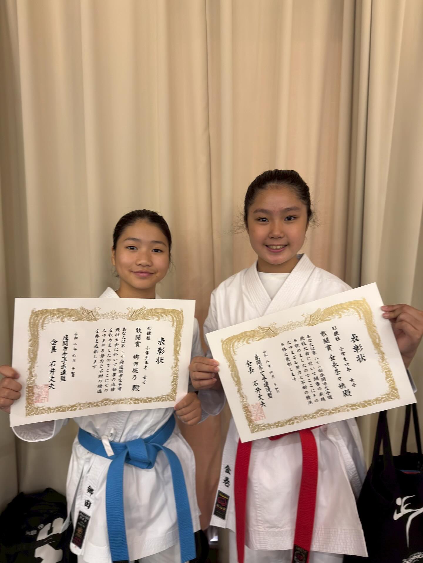 座間大会へ参加させて頂きました。
各カテゴリーで県のトップ選手も参加する大会となりましたが、多くの道場生が入賞することが出来ました。
運営の皆様、審判の皆様、素晴らしい大会をありがとうございました😊
#座間大会 #空手 #聖心館葉山 #入賞