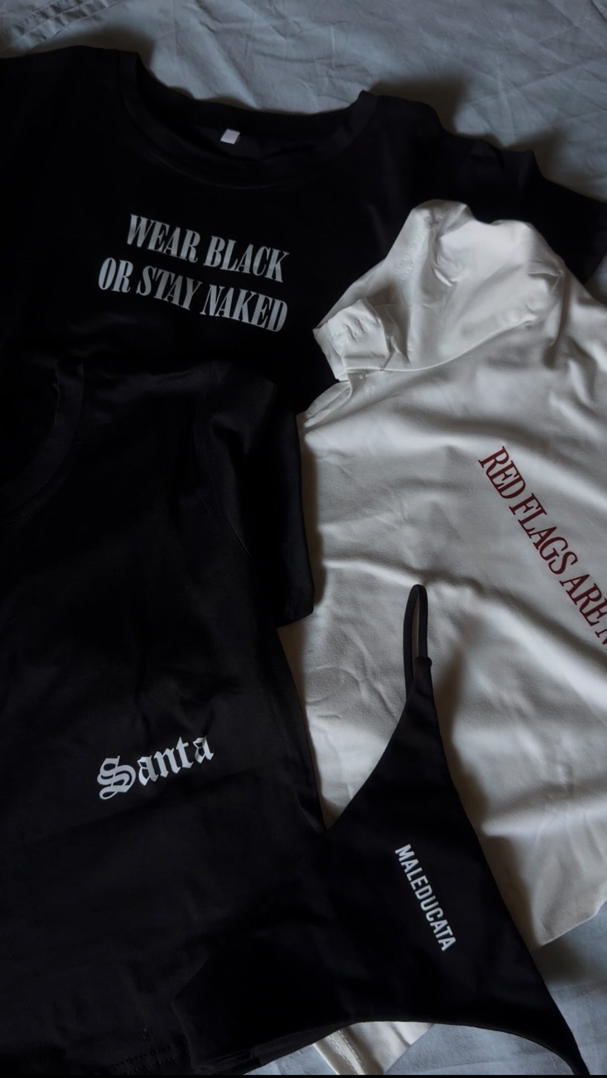 La prima collezione SLOGAN di BASILISSA è ufficialmente online ❤️ acquista ora la tua preferita!