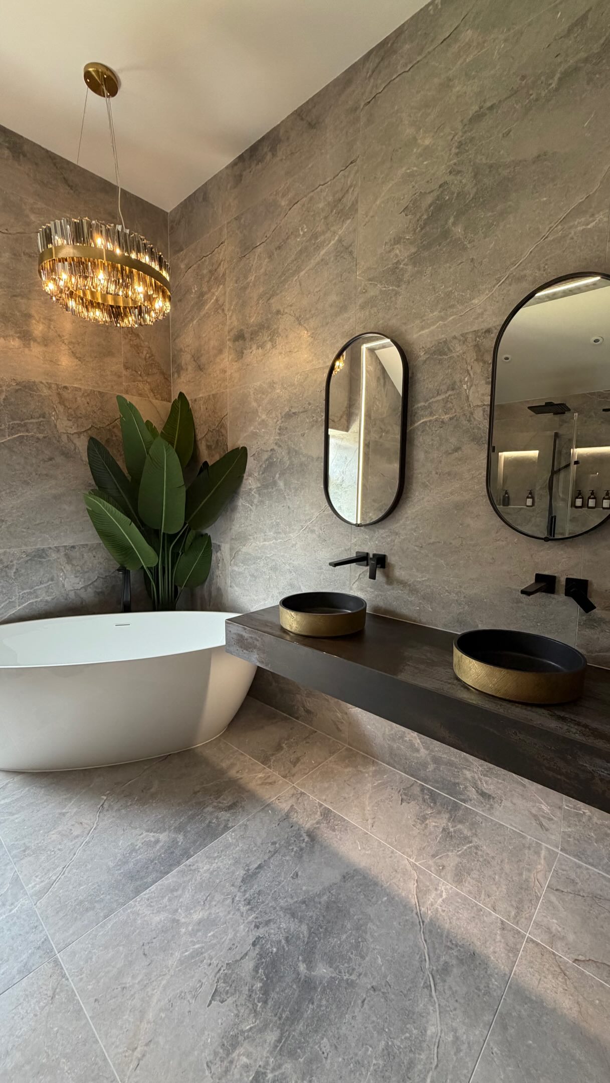 Imagine ending every day here.
Soft architectural lighting.
Floor-to-ceiling porcelain.
A freestanding bath.
A dedicated ablution area.
Complete tranquillity.
Luxury, crafted into every detail.
Designed, supplied & fitted by Sheths Interiors.
#LuxuryBathroom #LuxuryInteriors #BespokeDesign #InteriorDesign #BathroomDesign