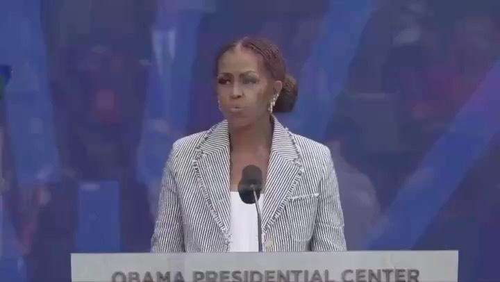 No one introduces Former President Barack quite like our Forever First Lady Michelle! đ¤
We were honored to have the BOTH of them present at our inaugural festival, almost 4 years ago at the @nmaahc where we screened RUSTIN. What a moment in history to bear witness and participate in.
We are always immensely proud of The Obamaâs and the work that theyâve done for our great nation. Our support and gratitude is never ending! #HBCUFL