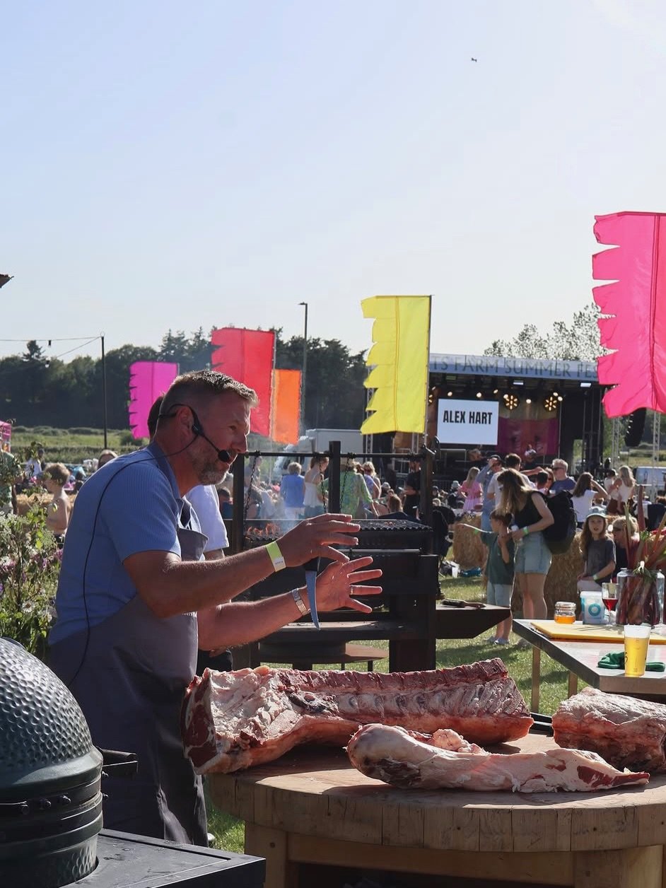 What a weekend! 🌞
We were absolutely delighted to be part of @dartsfarm’s Summer Festival, serving up our damn good coffee and our much-loved Coffee Lemonade on tap to festival-goers all weekend long 🙌🏻
Events like this remind us exactly why we do what we do. Being surrounded by so many incredible food, drink and artisan producers from Devon and Cornwall was genuinely inspiring. From passionate makers and growers to independent businesses championing quality, provenance and sustainability, it felt like a real celebration of everything that’s so special about the South West.
At Wavi Coffee, supporting local producers and creating meaningful connections through great coffee sits at the heart of what we do, so being invited to join a festival that shares those values felt like a perfect fit.
A huge thank you to the team at Darts Farm for having us, and to everyone who stopped by for a coffee and chat - it reminded us exactly why we started Wavi.
We’re heading home feeling incredibly grateful, inspired and proud to have been part of such a brilliant weekend.
Until next time 🤎
#dartsfarm #supportingfarmers #localproducers #summerfestival #festivalcoffeevan