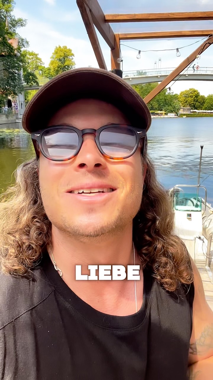 Bock zu baden?
Dann wartet nicht auf nächste Woche.
Ab sofort könnt ihr euch auch spontan freie Slots sichern.
Lieblingsmenschen einpacken, rein ins Wasser und einfach mal für ein paar Stunden verschwinden. 🛁🚤
Reingebucht.
Reingehüpft.
Reingeplantscht.
Wir sehen uns auf dem Wasser. ⚓️