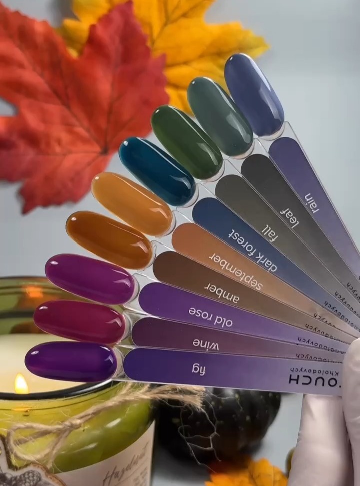 Warm Autumn Collection 🍂
Beautiful, tinted cover bases in warm, wearable shades you'll keep reaching for.
Perfect for elegant, natural-looking manicures with just the right amount of coverage.
Simple, timeless and easy to love.
- Pigmented;
- Convenient consistency that doesn’t flood the cuticle;
- Easily self-levels with a small amount of product;
- Perfect when you're short on time and the client wants a colored finish;
- Applies with full, even coverage.
🛒 Available now at NailGlow Supplies.