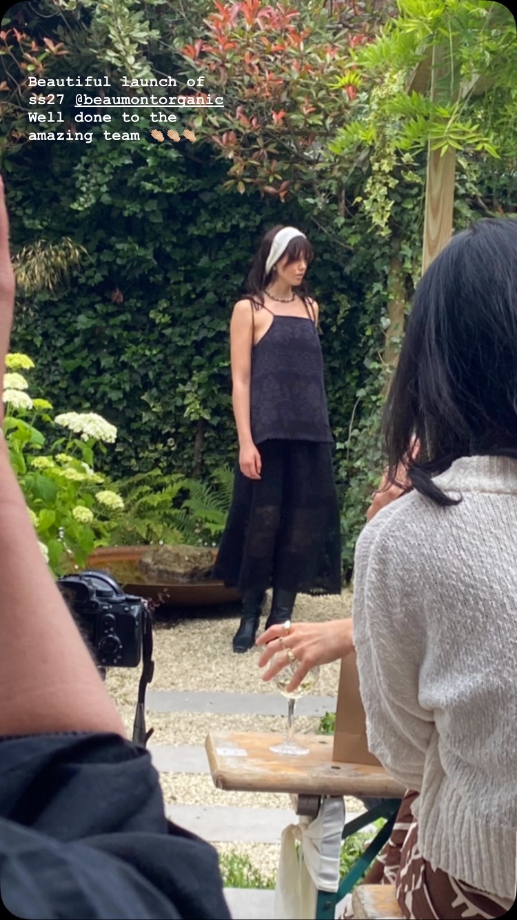 Stunning show @beaumontorganic to launch their SS27 collection. Feel so privileged to work with such an amazingly talented and creative team 🙏🏼 And honoured to meet many style icons I’ve followed for so long! What a day! ❤️🙏🏼🤗
❤️
❤️
❤️
Fashion show ss27 summer style sustainable fashion ethical brand organic cotton from Portugal with love
@hannahbeaumontlaurencia
@nelsonbeaumontlaurencia
@instyle_helen
@_shelleyloves
@styleinthestix
@martinealexander
@irenadworld
@eliizabeth.anne