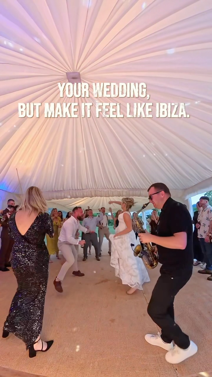 Your wedding, but make it feel like Ibiza. 🍸🎶✨
Sunset vibes, unforgettable music, and memories that last long after the last dance. 🌴🤍
#IbizaWedding #DestinationWedding #LuxuryWedding #WeddingInspiration #ᴡᴇᴅᴅɪɴɢᴠɪʙᴇs