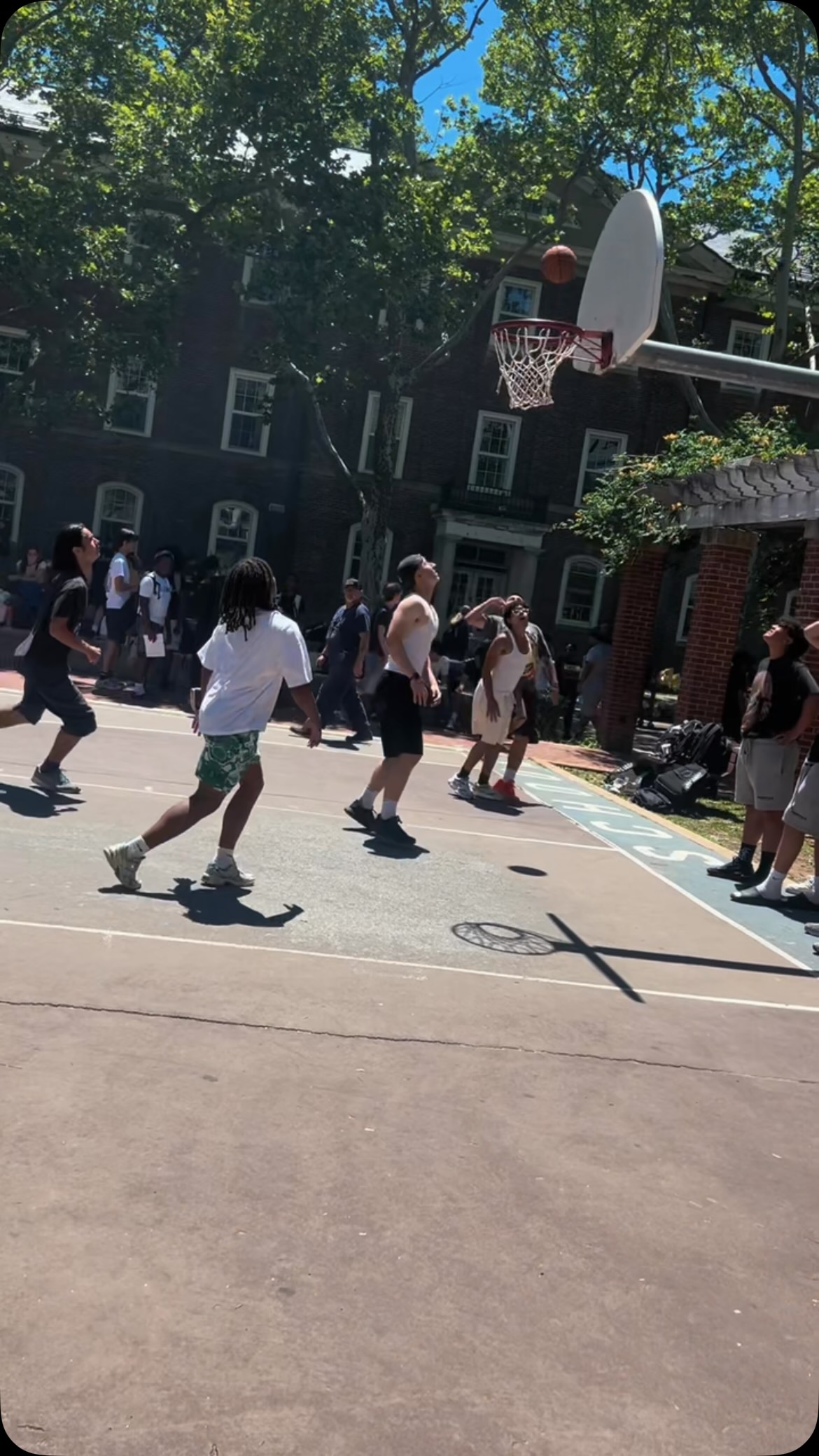 Field Day was a success! Students laughing, & playing , teachers aching & everyone enjoying what was an amazing school year at Harbor. Thank you to @dj_moe1 for getting the crowd moving and to @richmondtours for facilitating all games. Sad to say teachers lost both the basketball & Kickball games but fun was had. #schoolisout #harborup #harborstrong