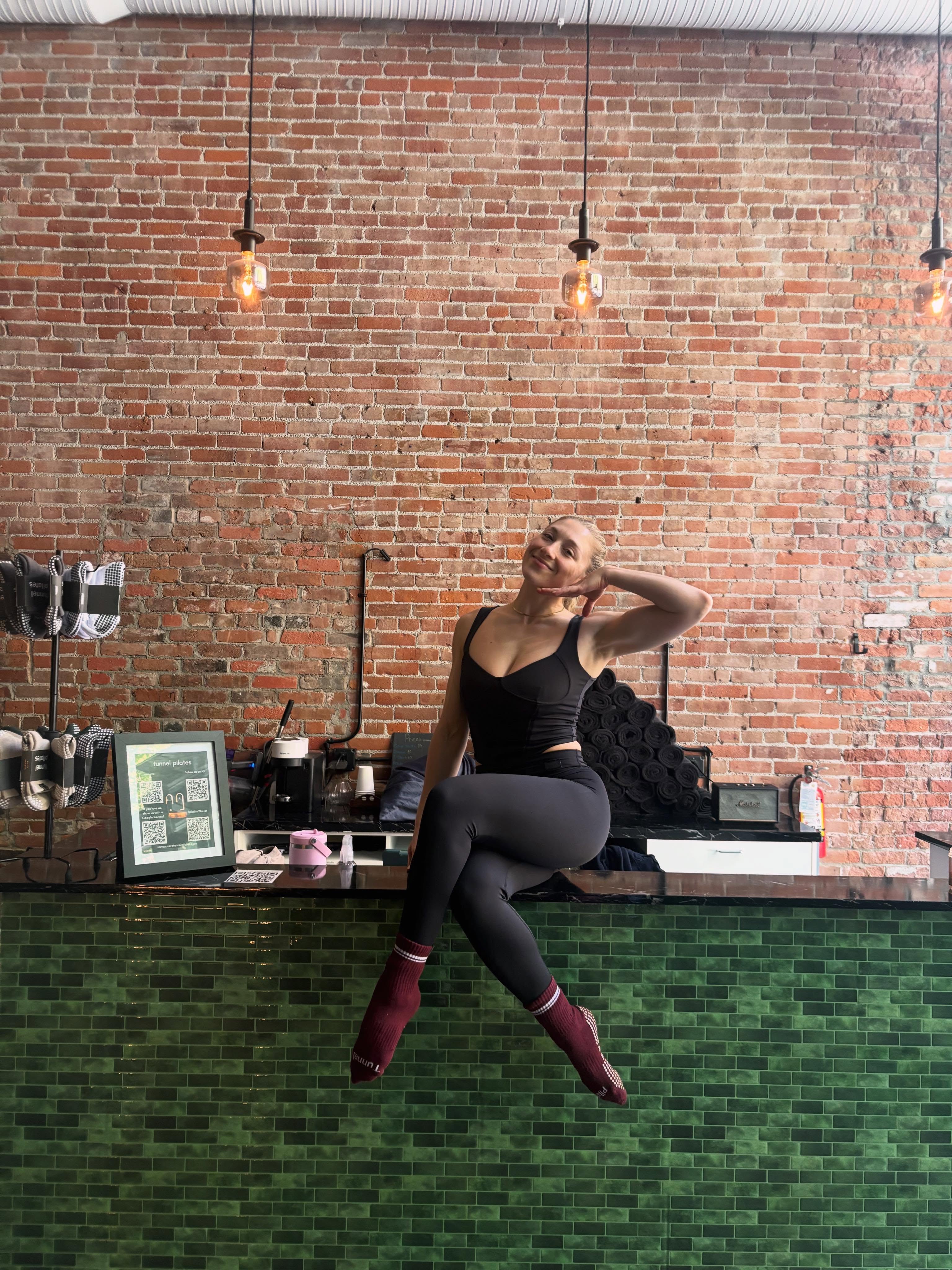 Happy 30th to our founder Kelly ⚡️🖤
The New York club kid is all grown up…sort of
#tunnelpilates #vancouverpilates #venicebeachpilates #losangelespilates #pilates