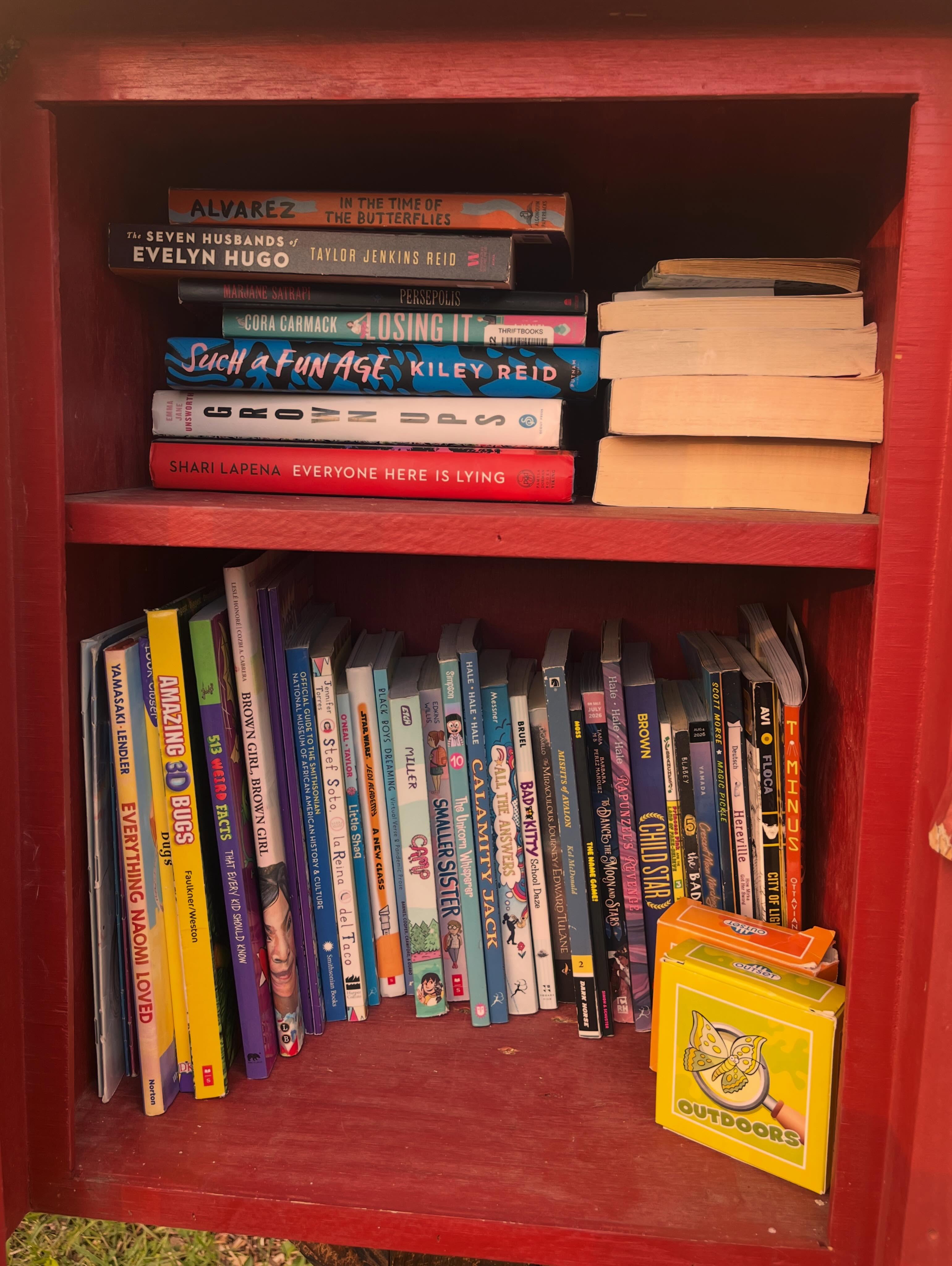 The Maxwell Street Garden Free Little Library is re-stocked for the 2026 season with plenty of great books for kids and adults. All community members are welcome to use this resource. Happy reading!