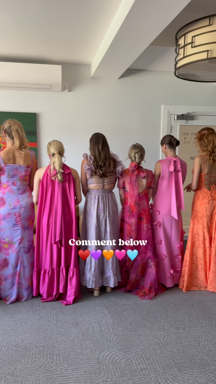 Dunno about you, but I’m obsessed with these dresses. The gals were a dream too! 🩷🩵💜🧡♥️
#bridesmaiddresses #weddinginspo #dressinspo