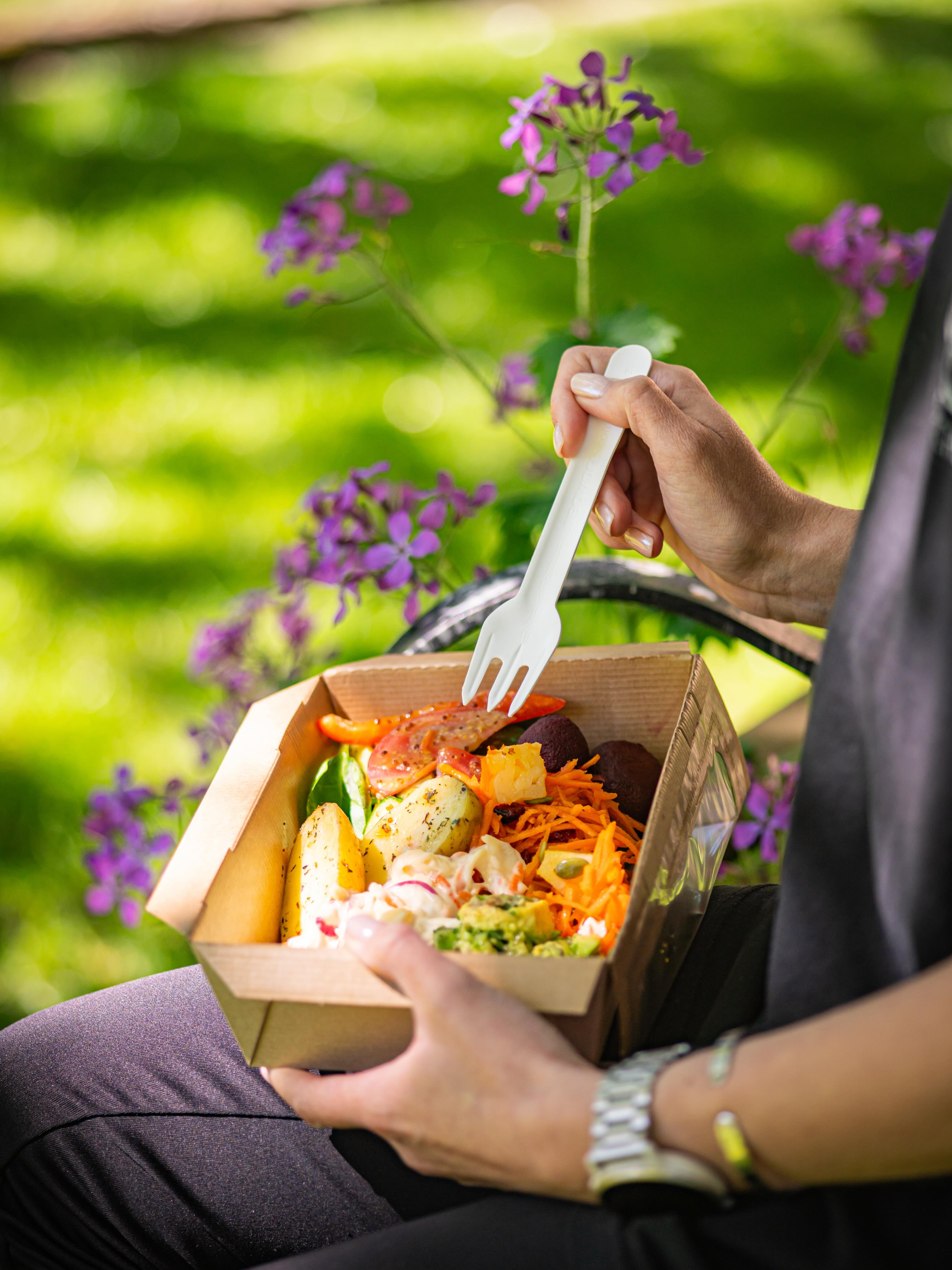 ☀️ Summer is back, and it’s the perfect excuse to enjoy Avonfield on the go!
Pick up one of our hearty breakfasts, freshly made sandwiches and bagels, or delicious salads and head to the park or your favourite sunny spot.
And there’s more… buy any main meal and drink on the click and collect platform and receive a FREE piece of cake! 🍰☕️
Fresh, tasty, and ready when you are!
Collection from our second location at The Old Town Hall - if driving pull up in the loading bay outside for speedy collection!
📲 Order using the link in our bio - AvonfieldKitchen.com/order
📍 Collect, relax, and enjoy the sunshine with Avonfield.
#Avonfield #ClickAndCollect #LunchOnTheGo #FreshLunches #SummerDays CoffeeAndCake SupportLocal BreakfastToGo