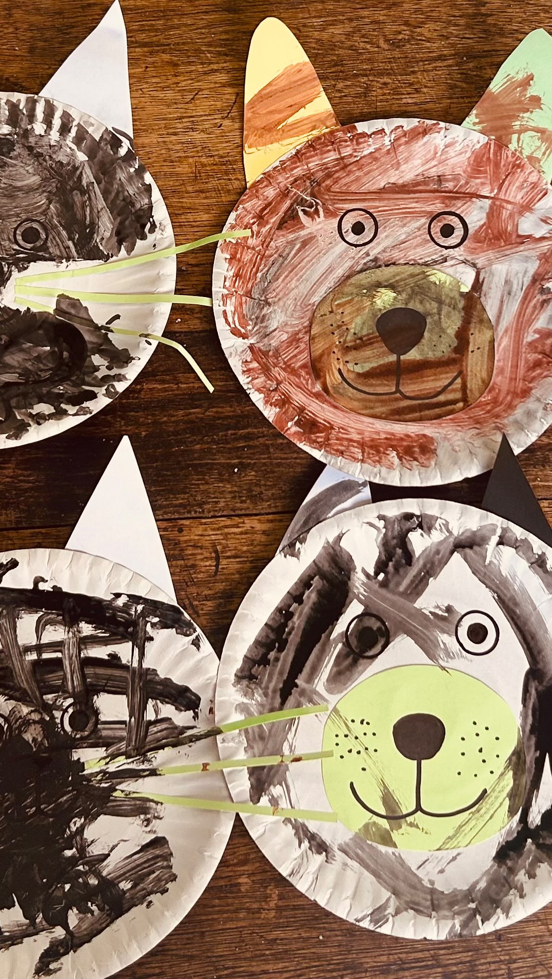 Feeding our hungry pets the Montessori way!😸
Our toddlers enjoyed matching and posting the correct food cards into each pet's mouth, carefully choosing carrots for the rabbit, bones for the dog, and fish for the cat. Through this hands-on activity, the children developed concentration, hand-eye coordination, fine motor control, visual discrimination, and early classification skills.
In Montessori education, learning happens through purposeful, concrete experiences that engage the hands and the mind. By exploring real-life concepts through play, children build confidence, independence, and a deeper understanding of the world around them.🌏
"The hands are the instruments of
man's intelligence." Dr Maria Montessori
#MontessoriToddlers #HandsOnLearning #montessoripreschool #fieldandstudymontessori #childdevelopment