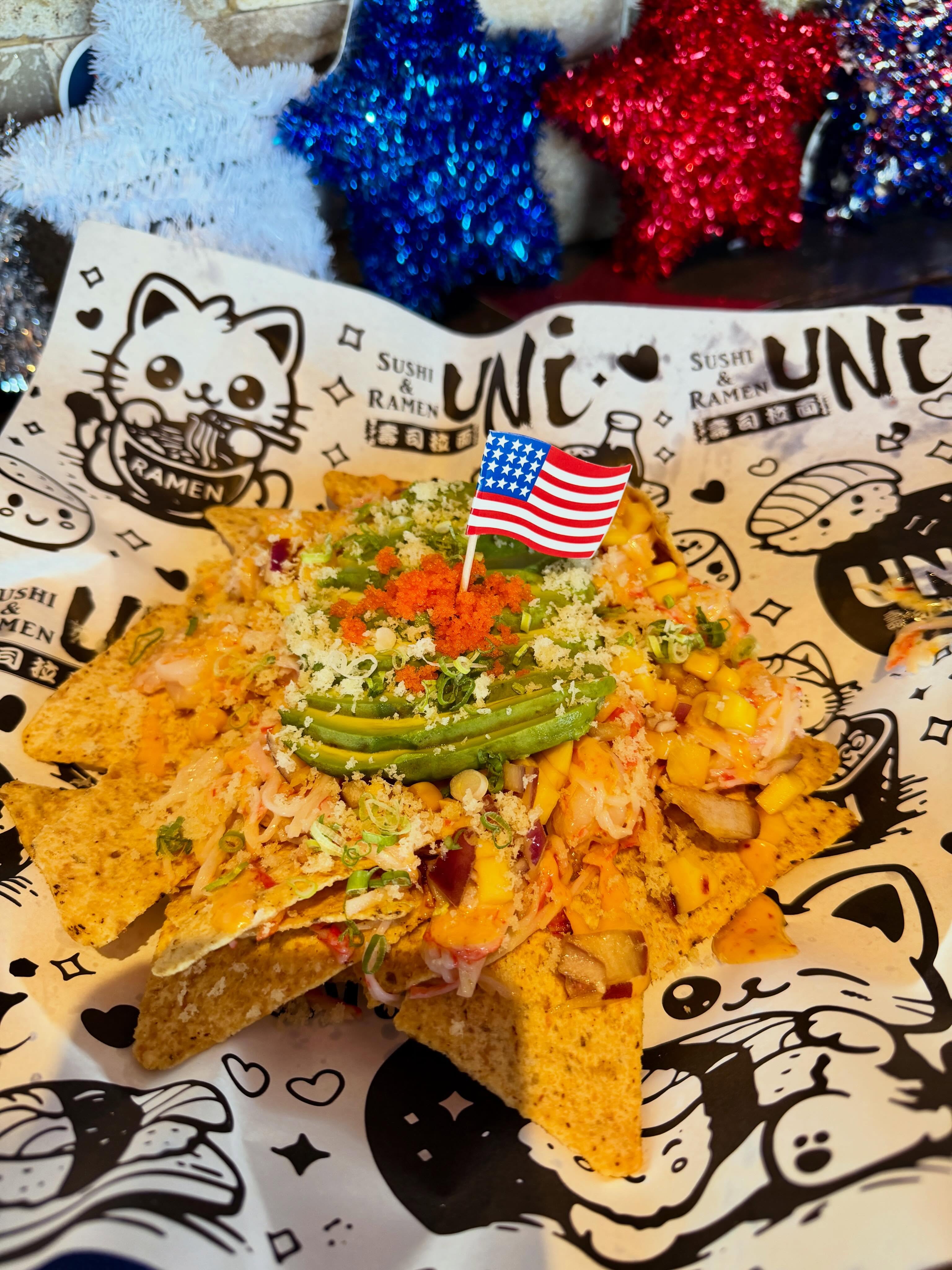 🇺🇸 SUMMER SPECIAL IS HERE 🇺🇸
🔥 Firecracker Crab Tower 🔥
Loaded with baked crab, shrimp, mango salsa, avocado, masago, tempura crunch & spicy mayo over crispy tortilla chips. 🤤
Available now at UNI Sushi & Ramen!
#SummerSpecial #UNISushiRamen #CrabTower #EastLansingFood #Foodie