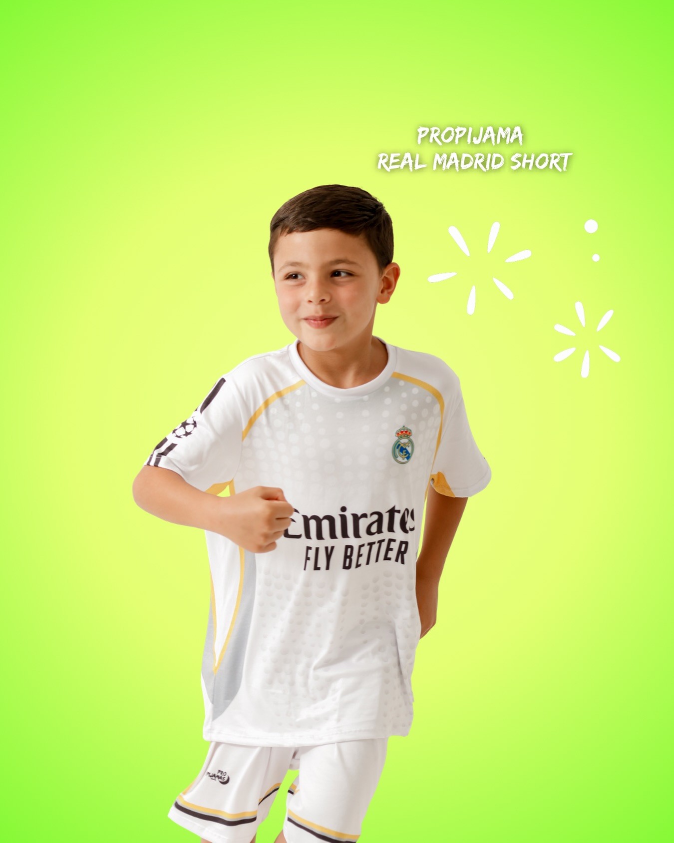 Ya sabes qué tenemos una nueva Propijama de REAL MADRID? 👀 Con nuestra nueva tela silky soft, más cómoda, más suave y con tecnología para optimizar el descanso mientras tu pequeño duerme con la pijama de su equipo favorito ✨❤️. Ya disponible en nuestra tienda en línea (checala en nuestra bio). 🤩 #propijamas #realmadrid #maternidad #pijamaparaniños #cristianoronaldo