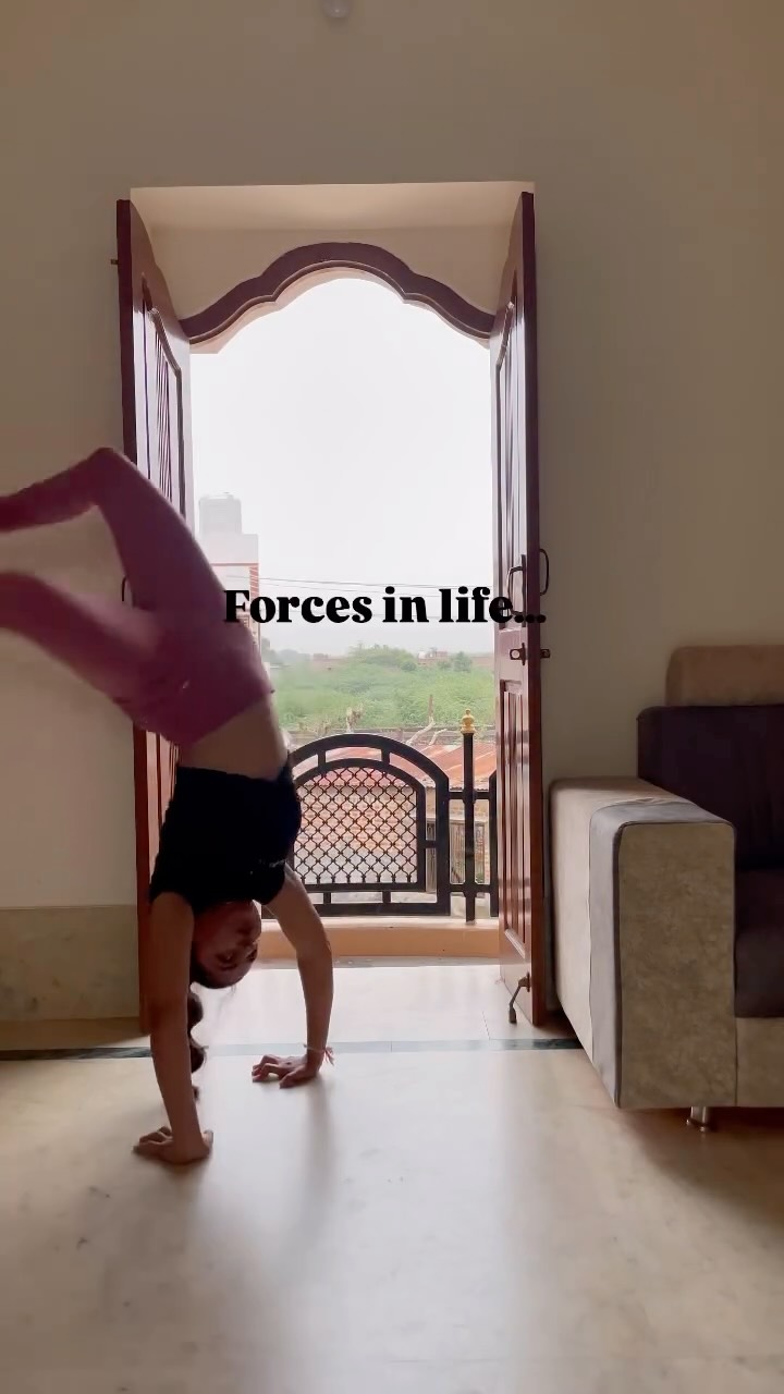 💃🏽 Changing habits is all about CONSISTENCY not intensity.
Neuroplasticity (brain changes) happens by consistently repeating the same behaviour.
Keep on keeping on 💪🏽
Cred: @yogicpooja_28