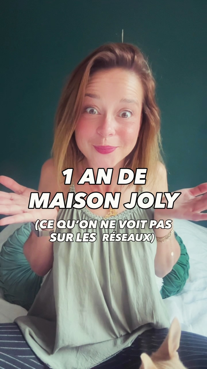Il y a un an, je lançais Maison Joly.
Sur Instagram, vous voyez les avant/après.
Vous voyez les belles photos.
Les projets terminés.
Les rendus 3D.
Mais derrière chaque publication, il y a aussi :
📞 des appels
📋 des devis
🤝 des rendez-vous
📧 des relances
⚠️ des imprévus
💭 des moments de doute
Cette première année m’a appris énormément.
Et malgré toutes les difficultés, créer Maison Joly reste l’une des meilleures décisions que j’ai prises.
Merci à tous ceux qui me suivent, me recommandent ou m’ont confié leur projet ❤️
————————————
📍 Architecture d’intérieur & maîtrise d’œuvre en Île-de-France
📩 Un projet de rénovation ? Écrivez-moi en message privé ou via www.maisonjoly.fr
#MaisonJoly #ArchitectureInterieure #EntrepreneuriatFeminin #RenovationMaison #avantaprès