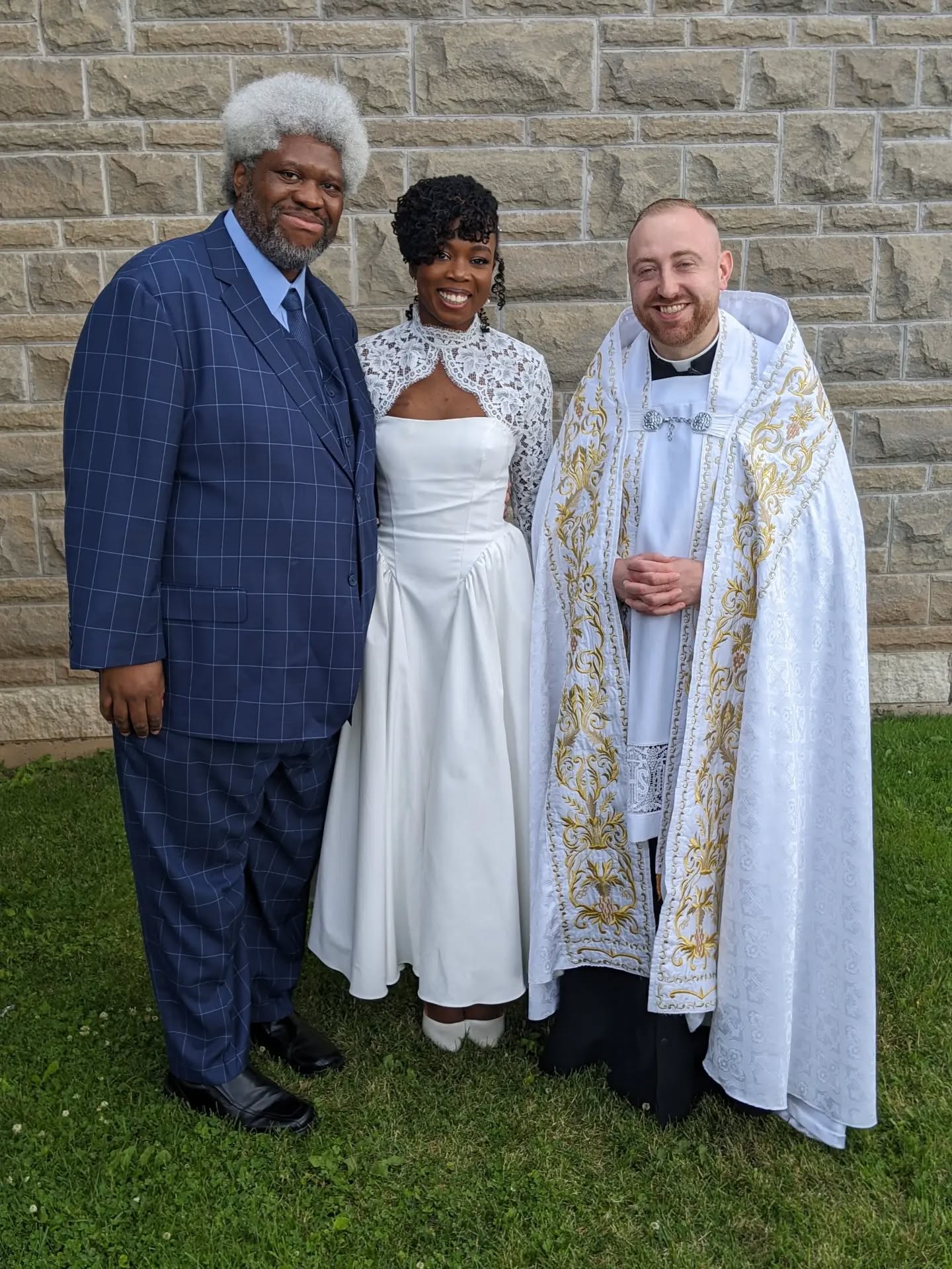 Congratulations to Jerome and Mosetta! 😇 Today was a beautiful wedding celebration, and may God continue to bless you all the days of your life! 🙏
#Wedding #Marriage #Matrimony #Sacrament #ImmaculateHeartOfMaryParish
