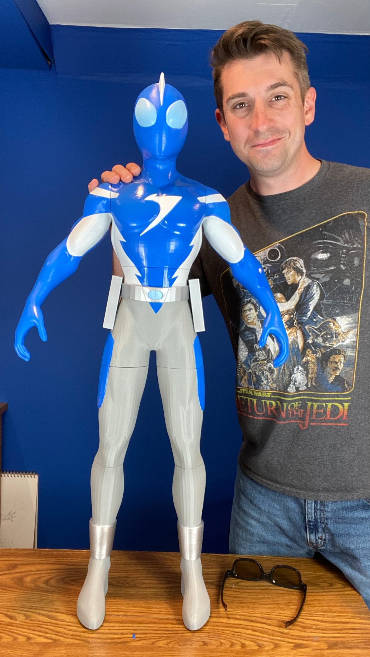 Ok, there may have been more to Project 3D than I let on.
Initially we had a 12” Bolt figure when my 3D expert Jim casually mentioned that he could make one 3x the size. I said “Jim, that’s preposterous. That’d be 3ft, taller than my son! Do we dare?!”
And that’s how I got a 3ft Bolt.
#TheBolt #SkullBoy #Anomaly
#CamdensComics #CreatorOwned