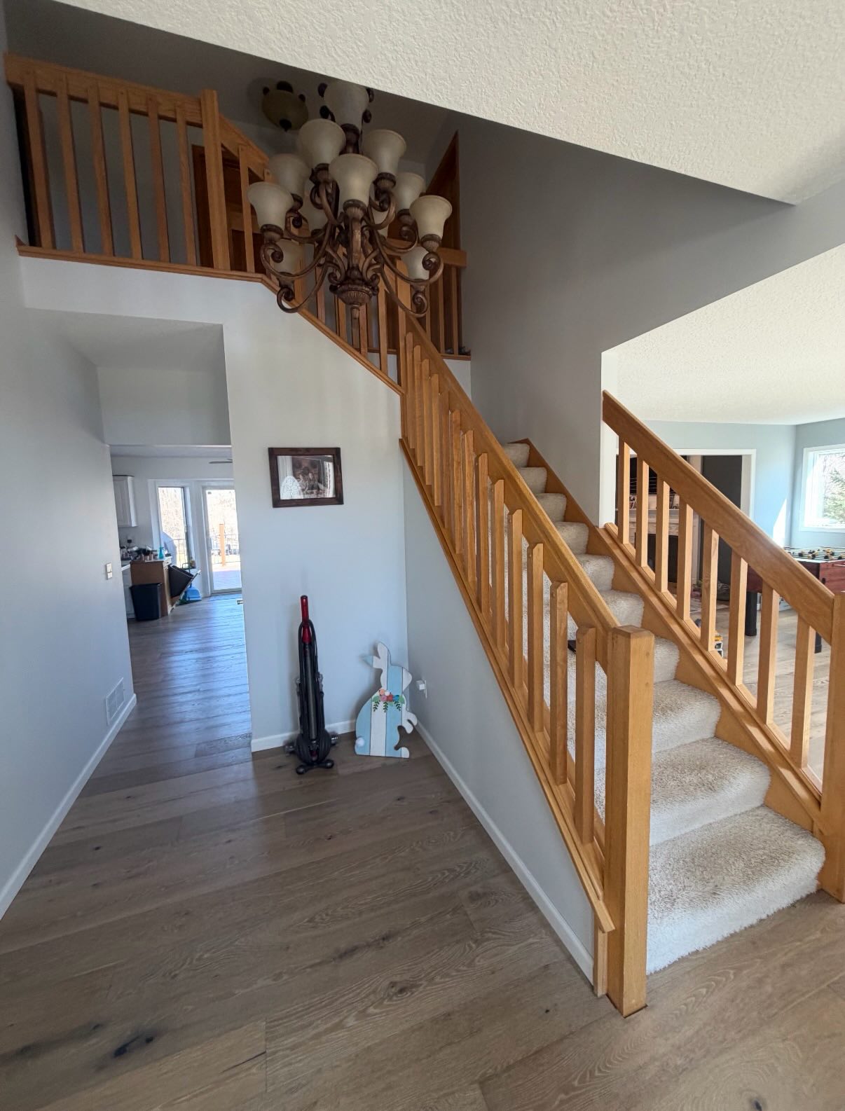 We recently wrapped up this staircase project, transitioning the space from dull to absolutely breathtaking. For this high-traffic area, we chose Sherwin Williams Iron Ore applied with a high-end professional spray-on finish. We’ve included the full story in the photos:
1. The Before: The original, uninspired look.
2. The Process: A peek at our intensive prep and masking work. We don’t skimp on protection; a flawless spray finish requires flawless preparation.
3. The After: A gorgeous, high-end enamel finish that isn’t just beautiful—it’s engineered to stand up to daily wear and tear for years to come.
The paint is done, but the transformation isn’t quite finished. We can’t wait to see how incredible this looks once the customer has their new carpet installed!
If your home has a feature that needs a modern, premium upgrade, let’s talk!
#staircasepainting #HendersonHomePainting
#SherwinWilliamsIronOre #elkriver #elkrivermn