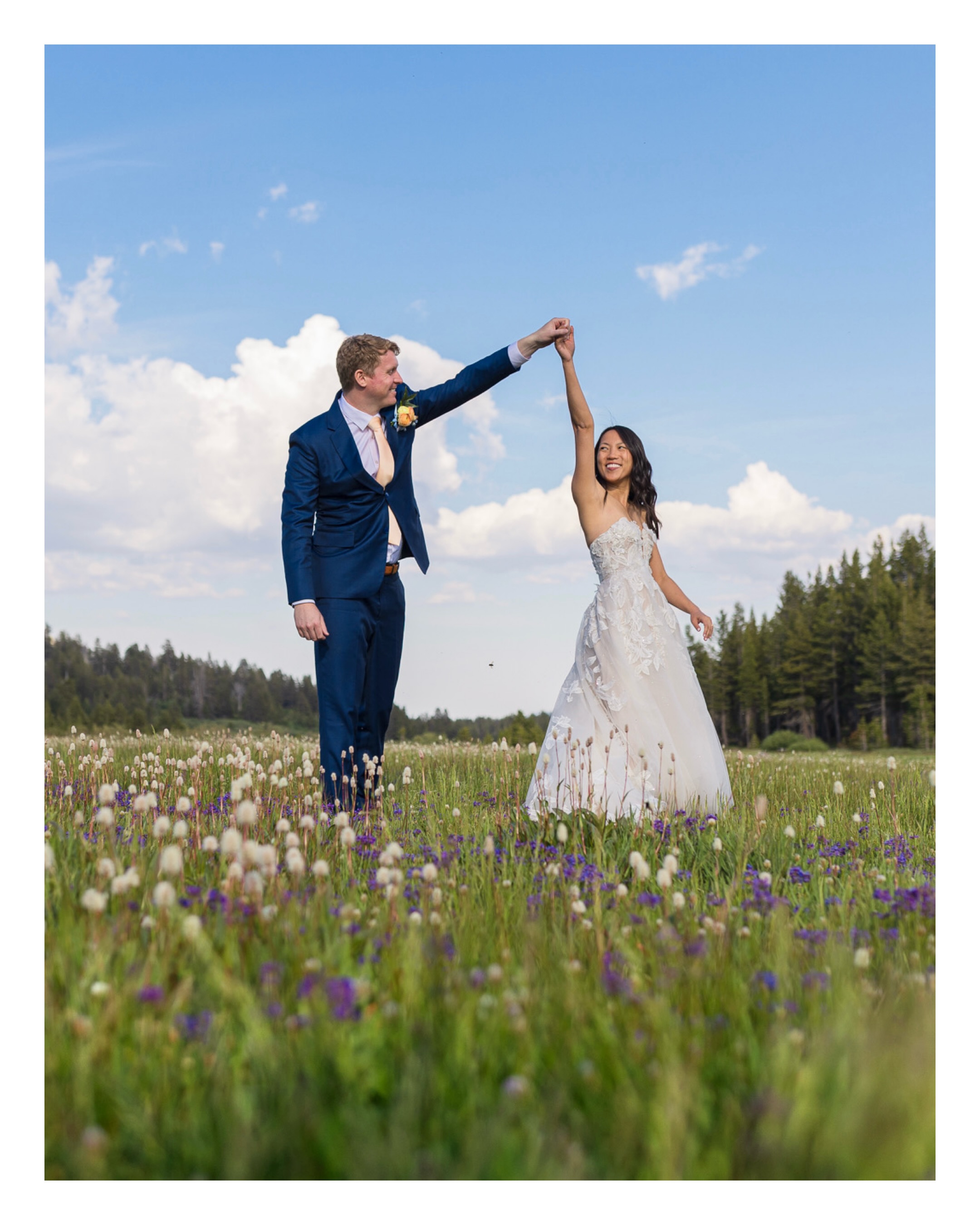 Sneak peeks from B & S’s intimate wedding. Congrats guys!