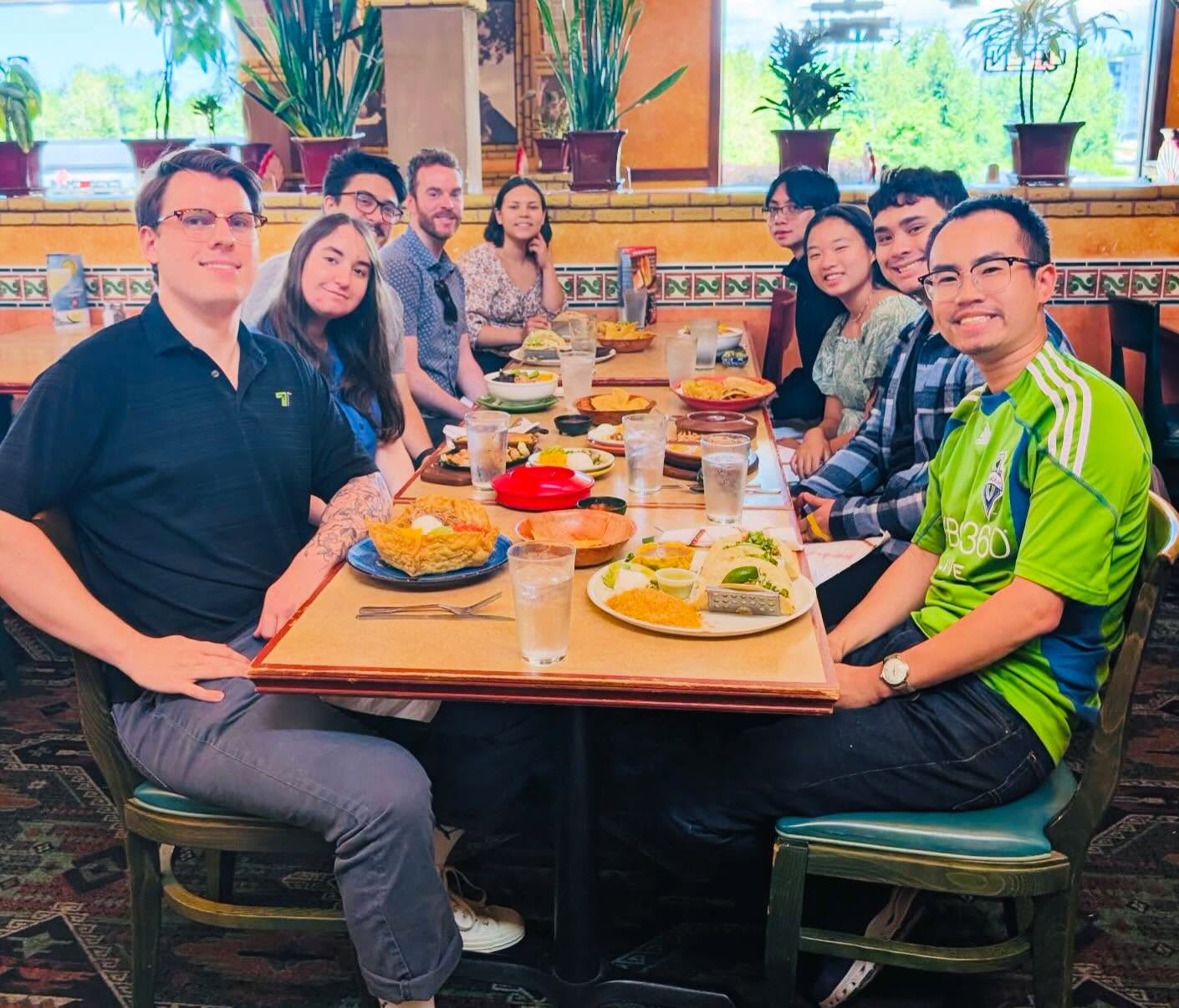 Welcome to our 2026 Summer Interns! At a welcome lunch last week with their managers (lest you think @tuankers or @natejogg have gone back to school…) 😉