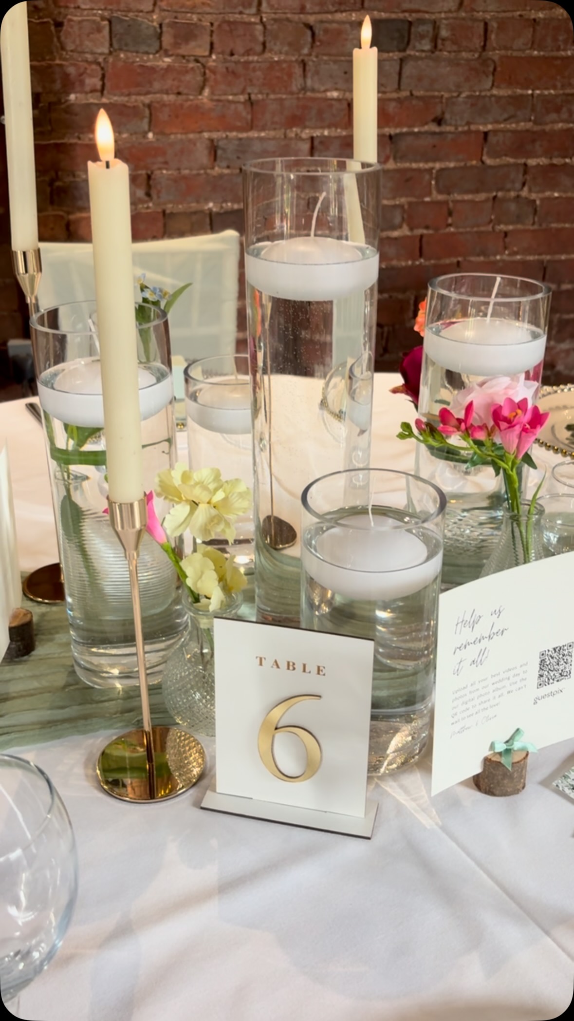 ✨ Olivia & Matthew at THE BARN AT MORLEYS ✨
What a beautiful day this was. The sun was shining, the venue was absolutely perfect, the guests were incredible, and every little detail came together beautifully. 🤍
For this stunning setup, we provided:
✨ Charger plates
✨ Napkins
✨ Centrepieces
✨ Welcome board & table plan
✨ Place cards
✨ Table numbers
✨ Chair sashes
✨ Postbox
✨ Table runners
Honestly, you couldn’t make this day any more perfect. 🫶🏼
The theme was elegant sage, but we added a pop of bright florals to bring something a little different and make the whole look feel unique.
A beautiful celebration, a gorgeous couple, and a setup to remember. ✨
#
⸻
#lancashirewedding #wedding #weddingdecor #northwestwedding bride2026
For more visit www.flossypotsevents.com