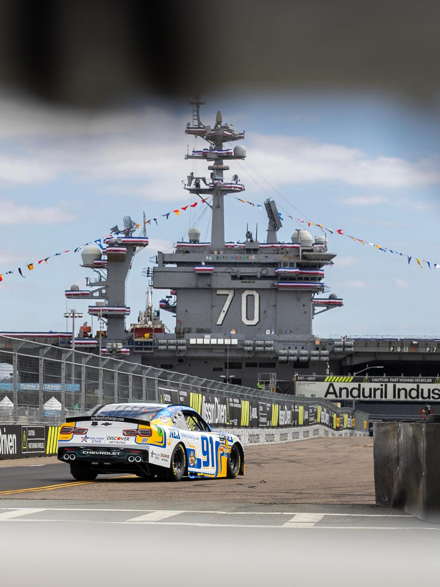 The green flag drops at 5pm ET at @nascarsandiego! We’ll start the race on the base:
P25 @lelandhoneymanjr
P35 @jesse_iwuji
📺 Tune in on The CW for all the action.