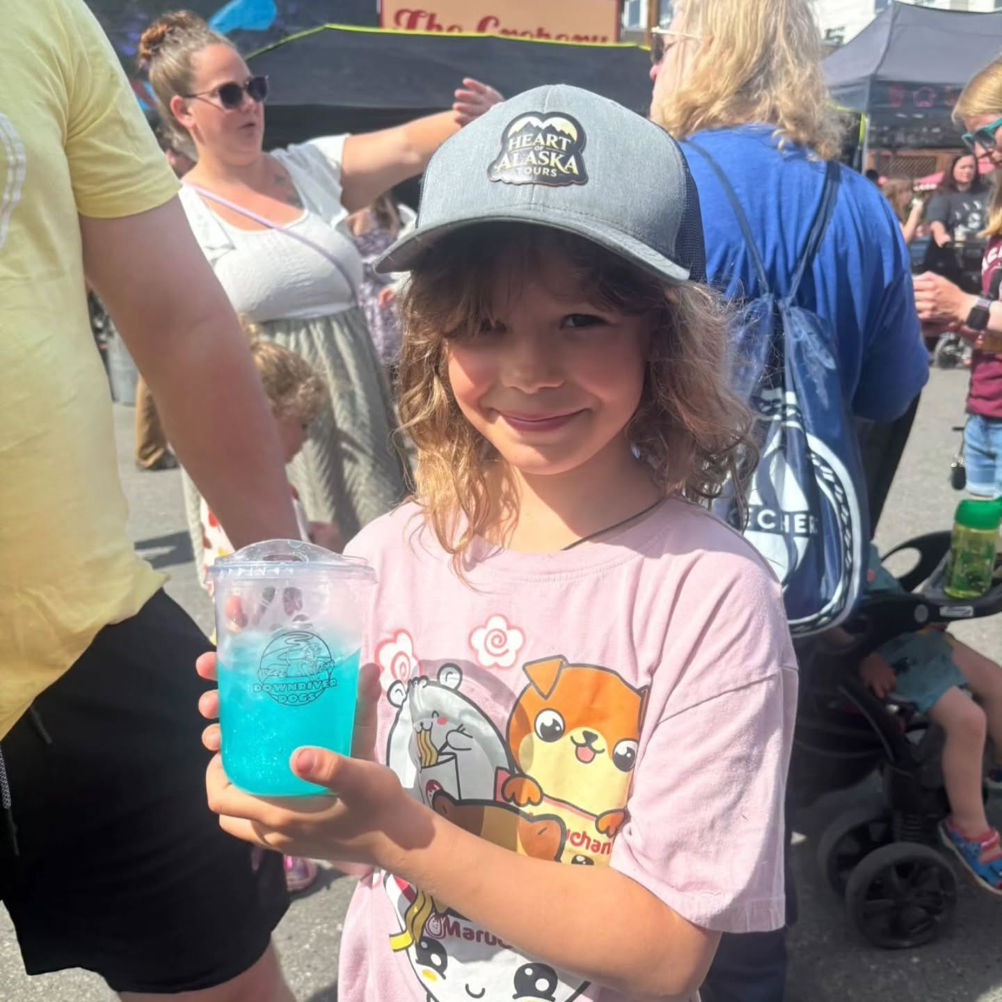 We found the best food at the midnight sun festival I dream of the cheese spread and Bella says it was the best lemonade there especiallybecause they made it glittery! @downriverdogs